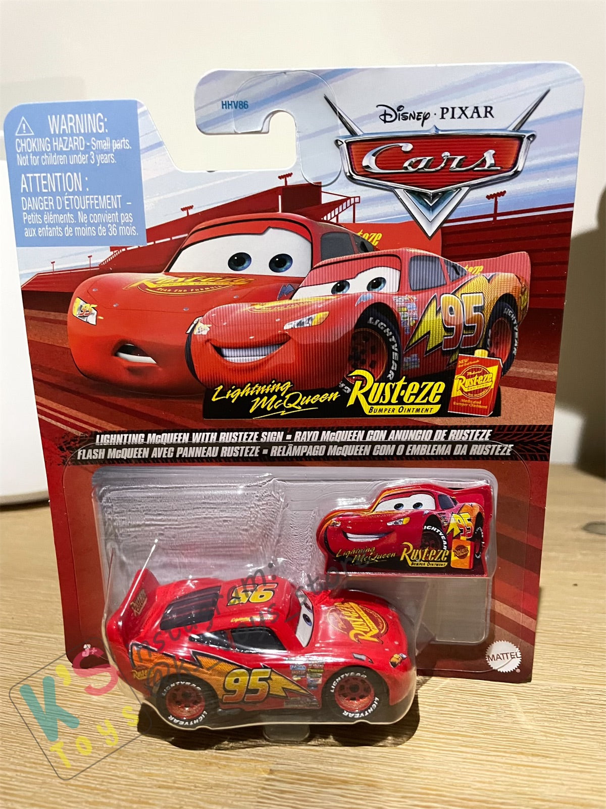 DISNEY PIXAR CARS BY MATTEL, LIGHTNING MCQUEEN WITH RUSTEZE SIGN - 2022 RE-RELEASED - BNIP