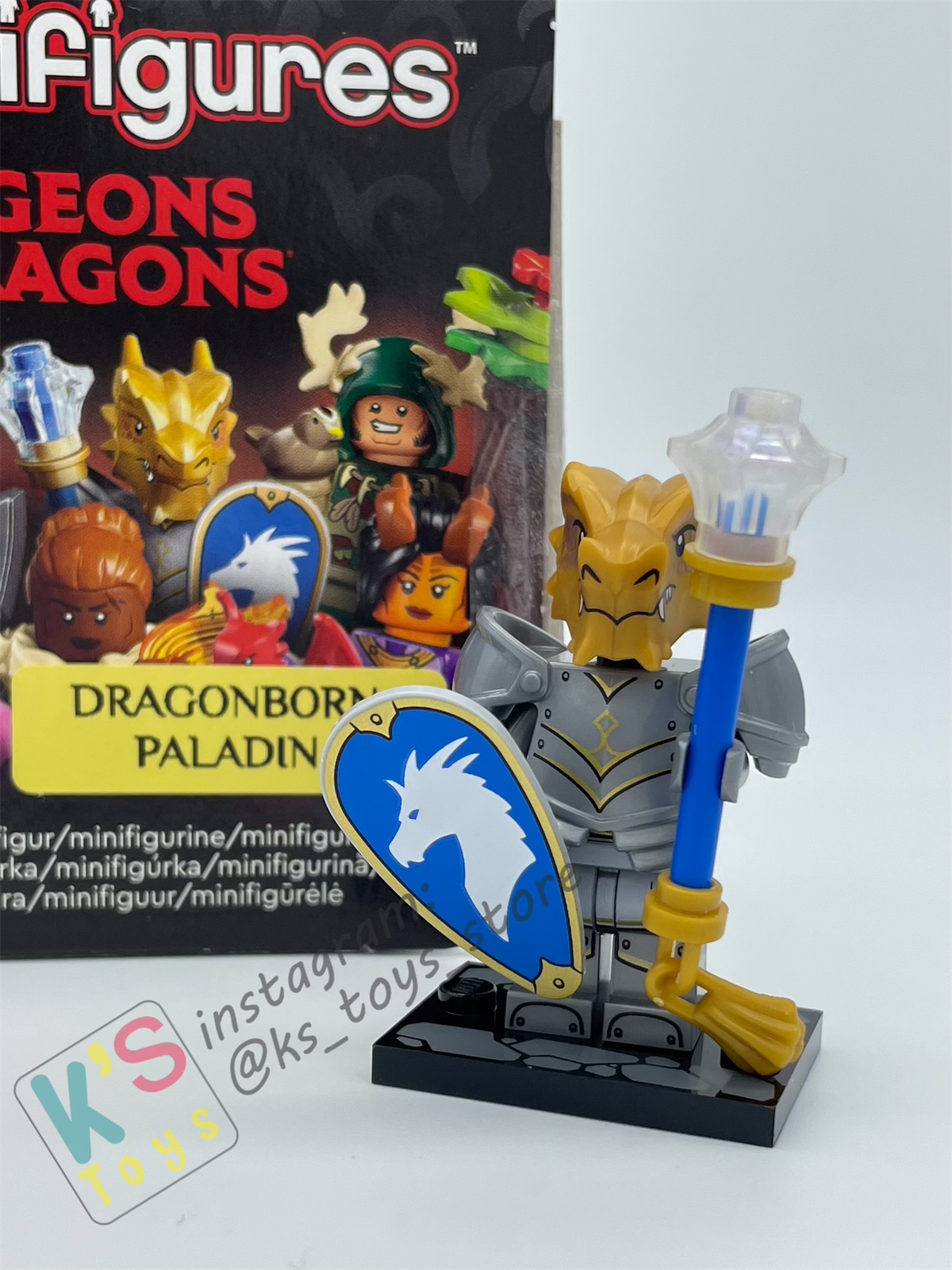 DRAGONBORN PALADIN - Lego Minifigures 71047 Dungeons and Dragons - 01 October 2024 Released in Australia