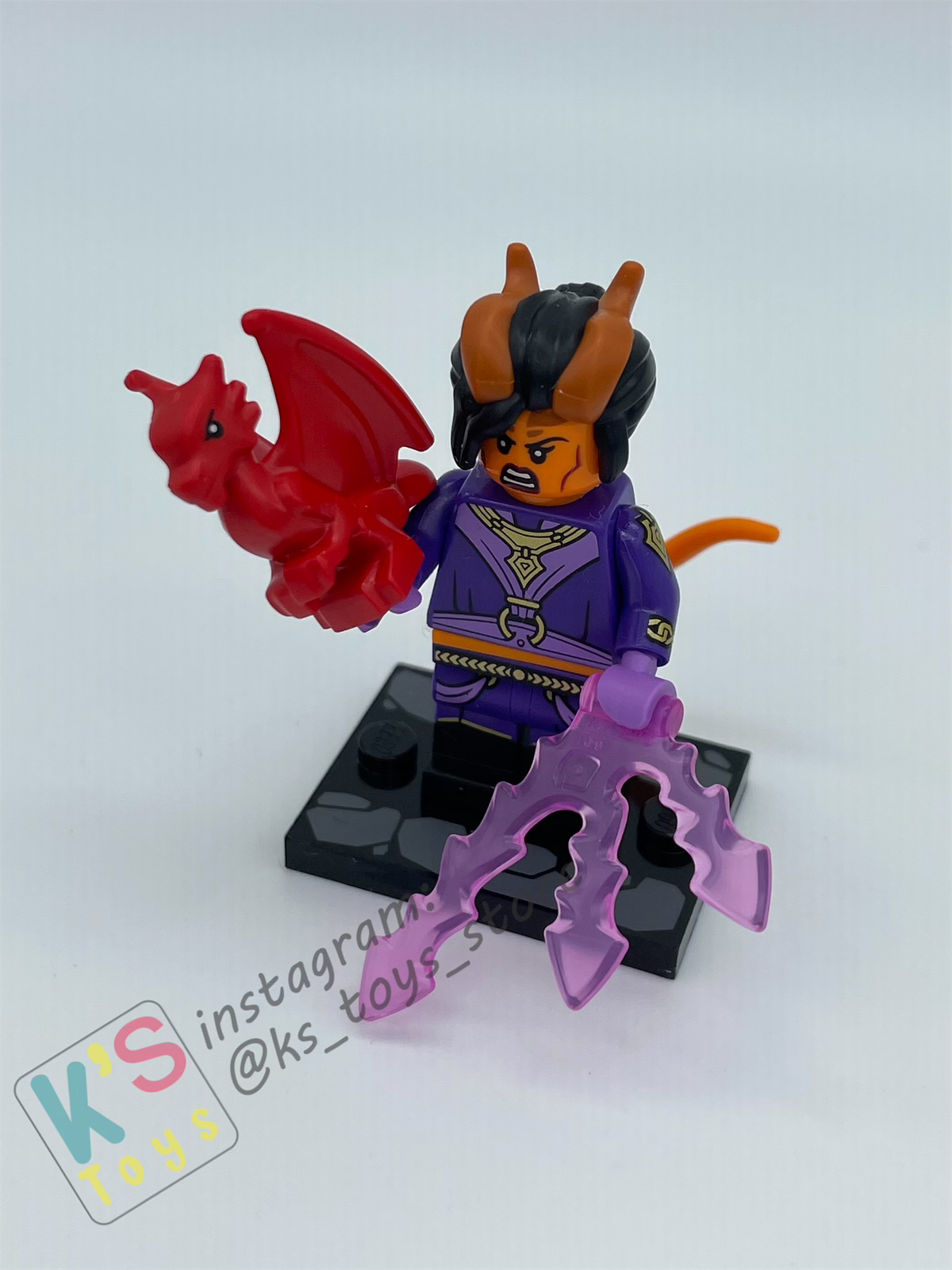 TIEFLING SORCERER - Lego Minifigures 71047 Dungeons and Dragons - 01 October 2024 Released in Australia