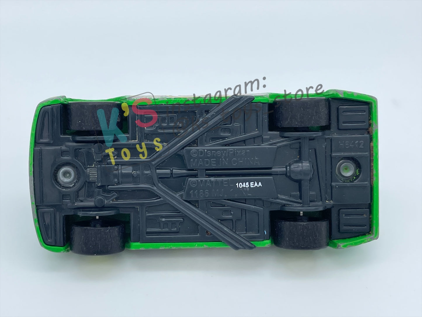 PRE-OWNED / LOOSE DISNEY PIXAR CARS BY MATTEL - "CHICK HICKS" - PLAYED WITH CONDITION - READ DESCRIPTION!!!!!!!!!!!