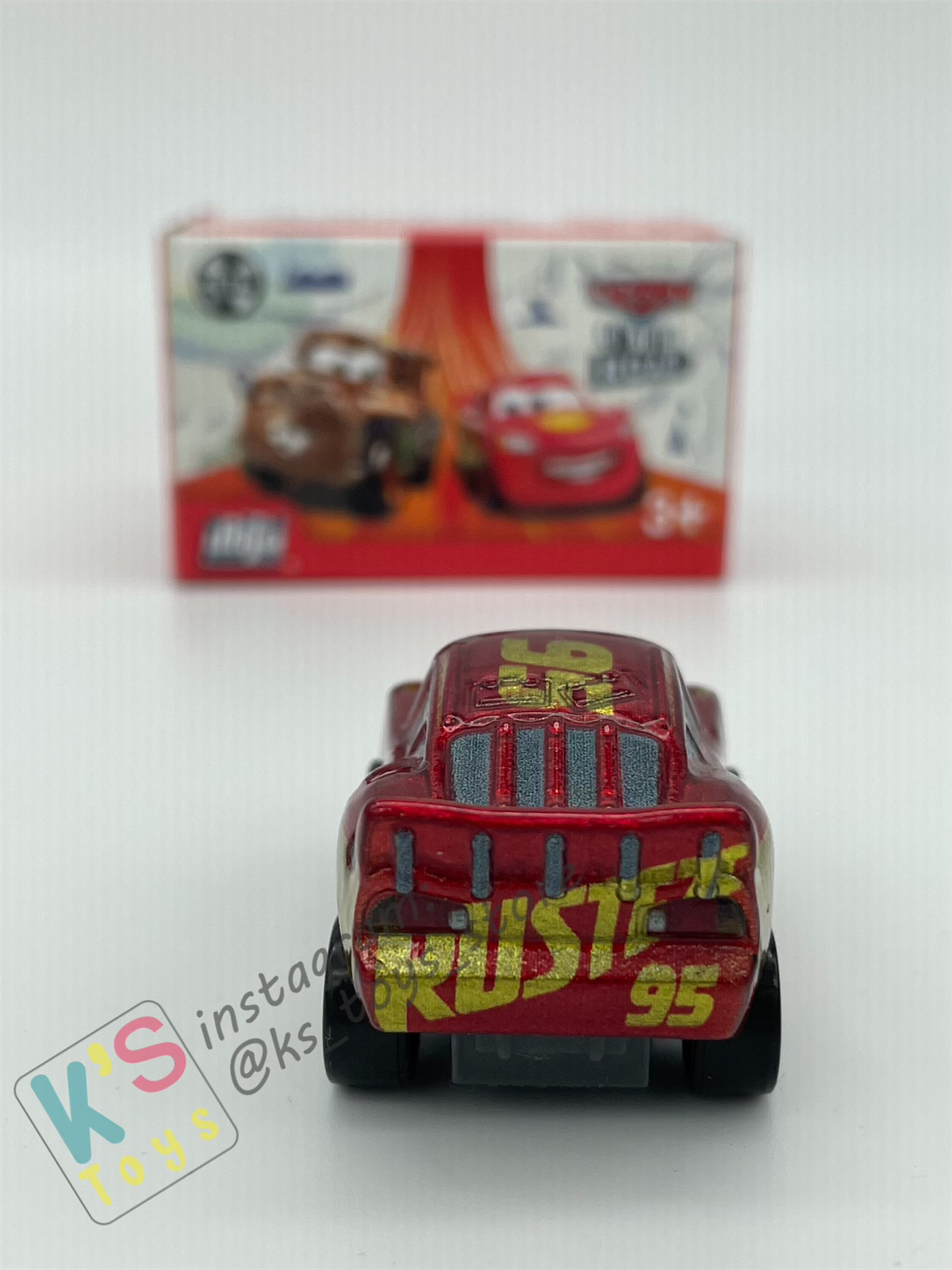 Mini Racers Pixar Disney Cars, 2023 Series 1 #06 RUSTEZE RACING CENTER LIGHTNING MCQUEEN - BNIB