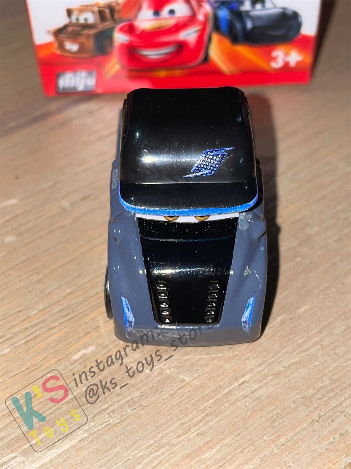 Mini Racers Pixar Disney Cars, 2022 Series 1 #10 GALE BEAUFORT