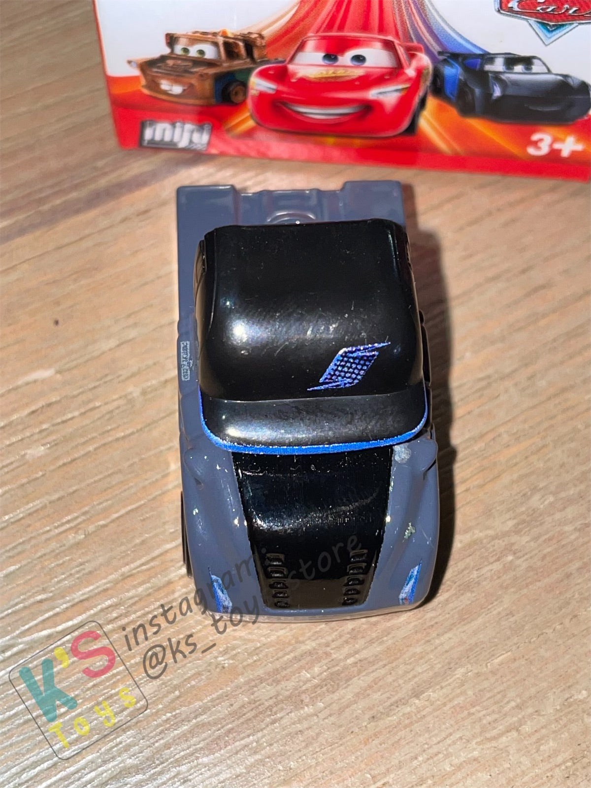 Mini Racers Pixar Disney Cars, 2022 Series 1 #10 GALE BEAUFORT