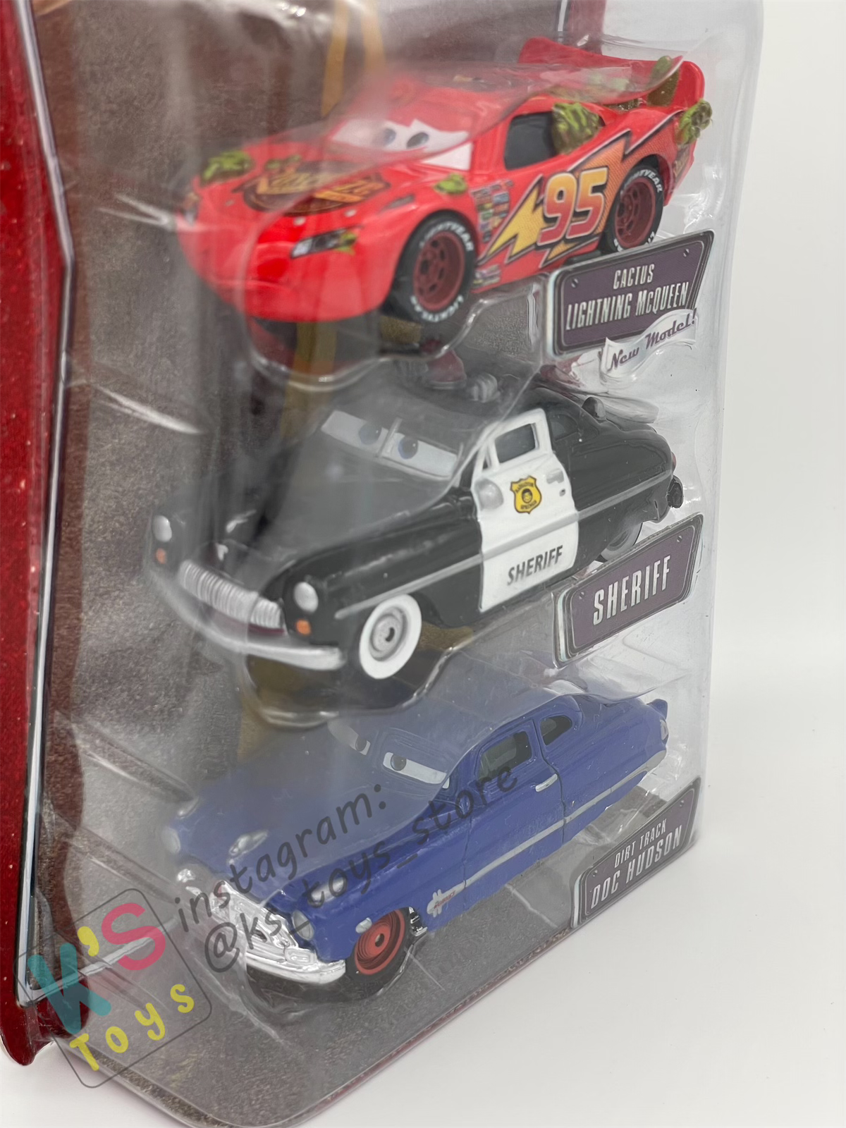 DISNEY PIXAR CARS 3 PACK DIRT TRACK GIFT PACK "CACTUS LIGHTNING MCQUEEN, SHERIFF, AND DIRT TRACK DOC HUDSON" - BNIP