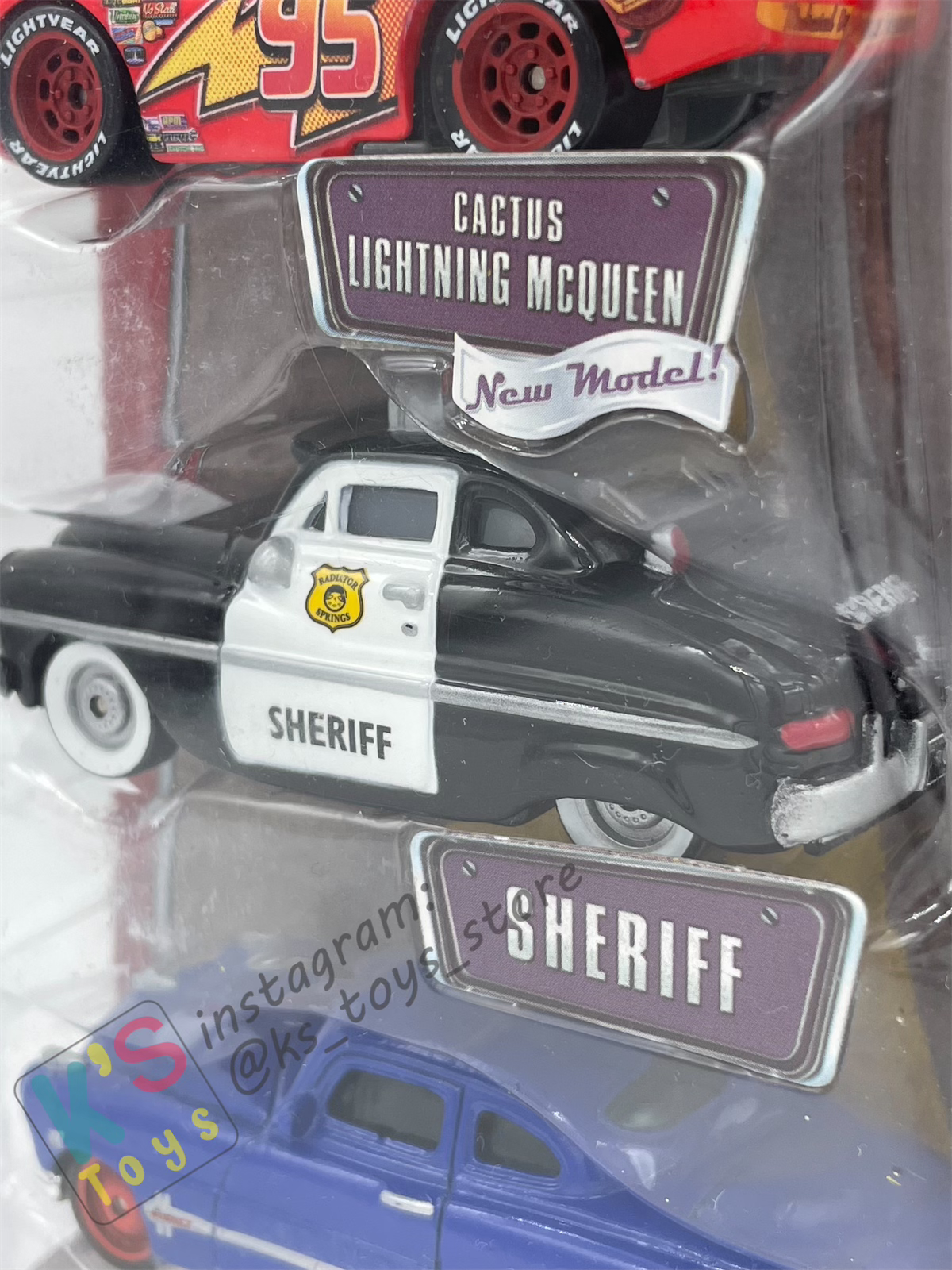 DISNEY PIXAR CARS 3 PACK DIRT TRACK GIFT PACK "CACTUS LIGHTNING MCQUEEN, SHERIFF, AND DIRT TRACK DOC HUDSON" - BNIP