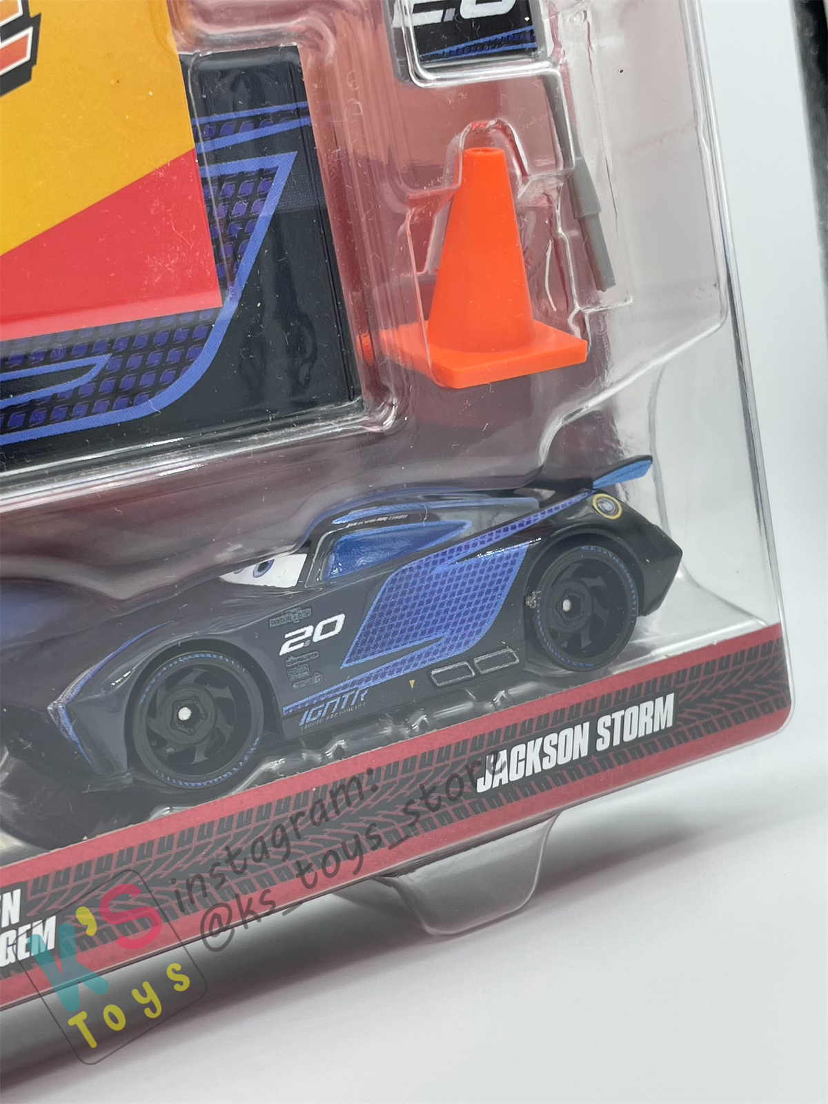 Disney Pixar Cars 1:55 2-Pack RUSTEZE LIGHTNING MCQUEEN - JACKSON STORM WITH ACCESSORIES - BNIP
