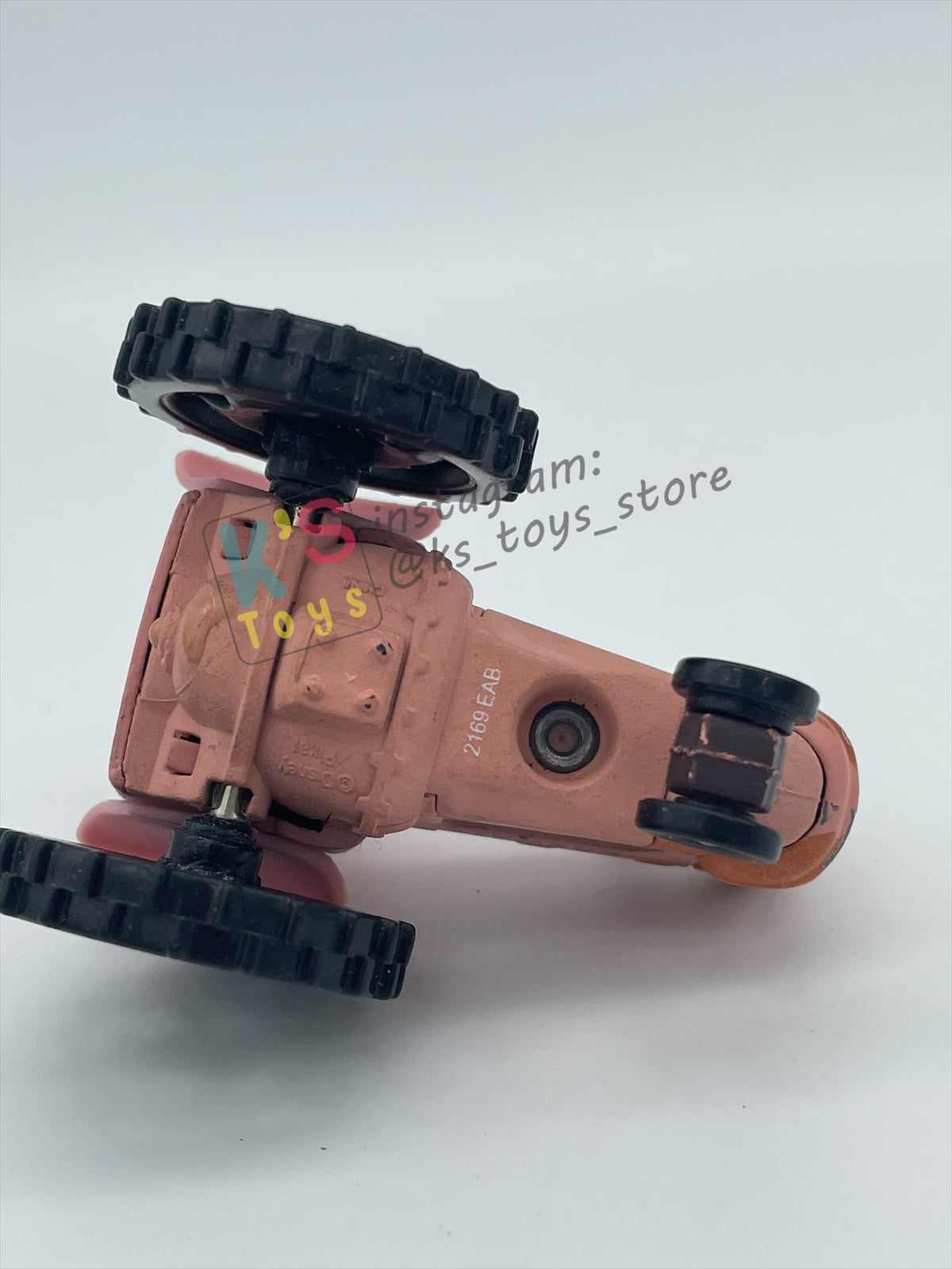 PRE-OWNED / LOOSE DISNEY PIXAR CARS BY MATTEL - "PINK TRACTOR" CARS SERIES - PLAYED WITH CONDITION - READ DESCRIPTION!!!!!!!!!!!
