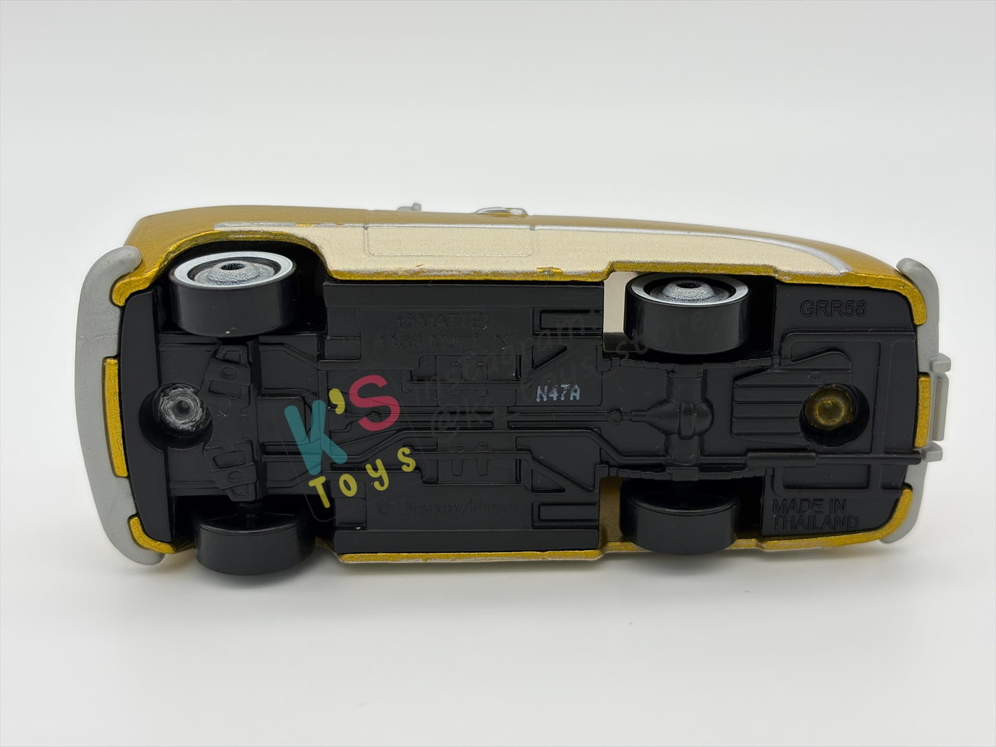 PRE-OWNED / LOOSE DISNEY PIXAR CARS BY MATTEL - "MILDRED BYLANE" - CARS SERIES - PLAYED CONDITION - READ DESCRIPTION!!!!!!!!!!!
