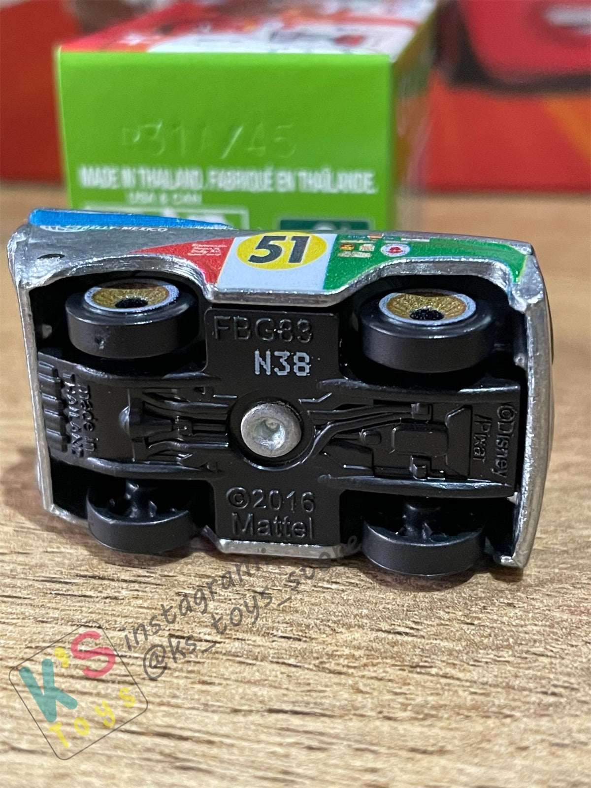 Mini Racers Pixar Disney Cars, 2022 Series 4 #45 SALUDOS RAMONE