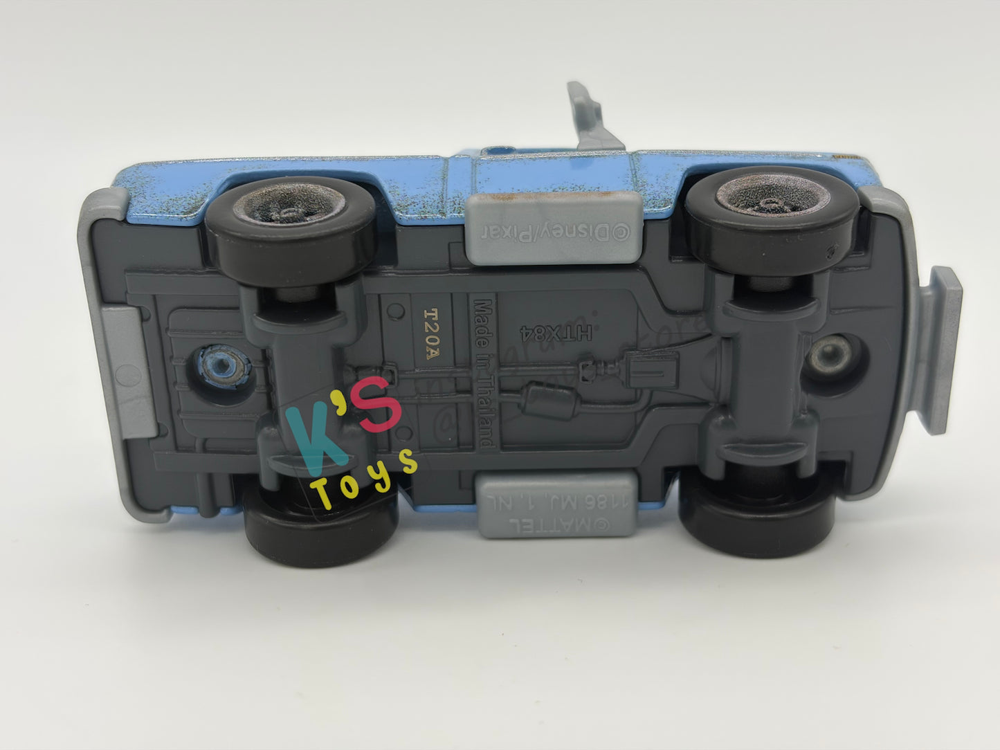 PRE-OWNED / LOOSE DISNEY PIXAR CARS 1:55 BY MATTEL - "BARNEY CONES" CARS ON THE ROAD - NEAR MINT CONDITION