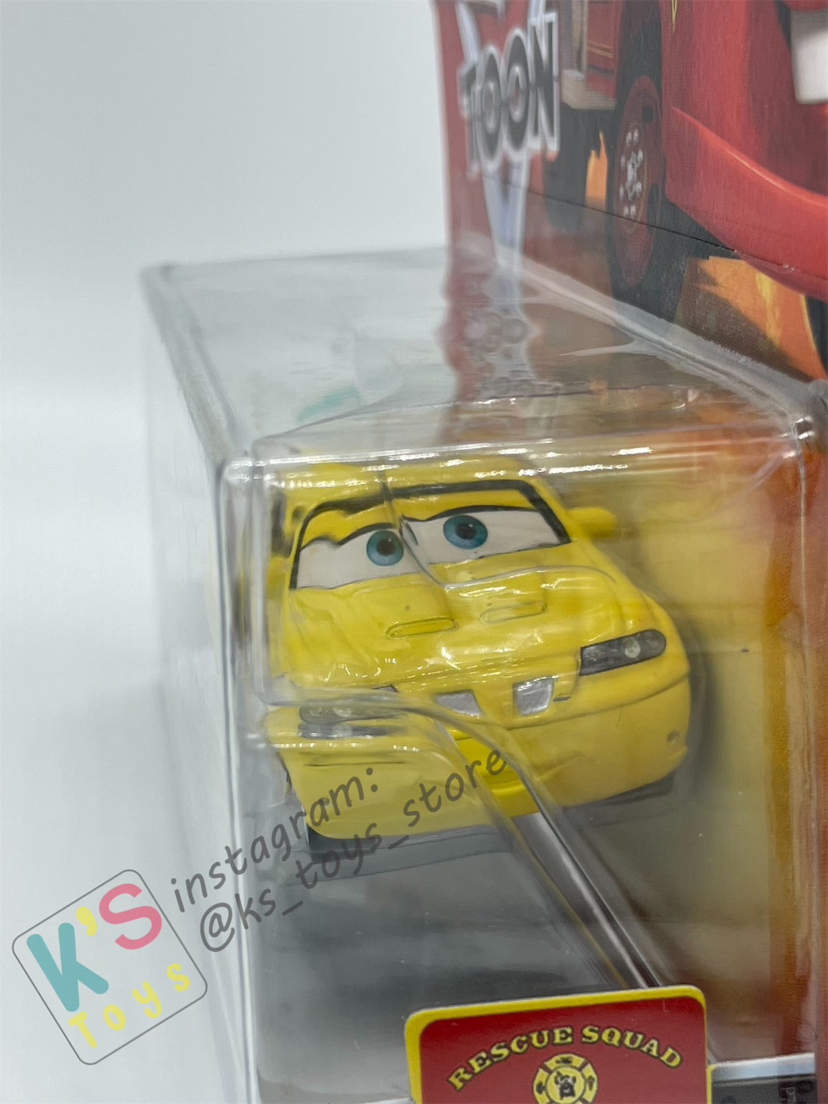 DISNEY PIXAR CARS "NURSE GTO" RESCUE SQUAD MATER SERIES - Cars Toon - BNIP see