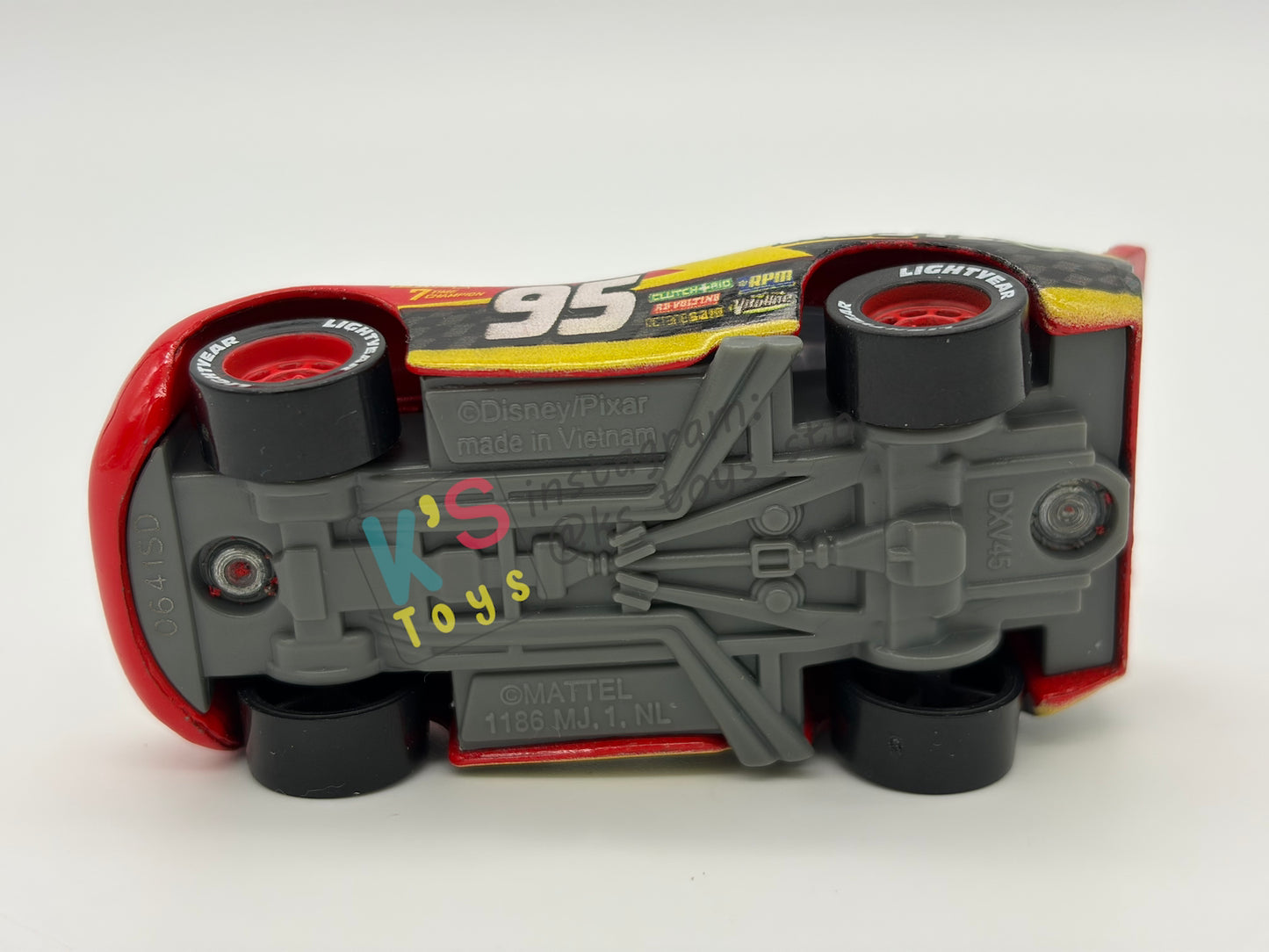 PRE-OWNED / LOOSE DISNEY PIXAR CARS BY MATTEL - "NASCAR LIGHTNING MCQUEEN" 2021 NASCAR SERIES - WITHOUT ACCESSORIES IN NEAR MINT CONDITION - READ DESCRIPTION!!!!!!!!!!