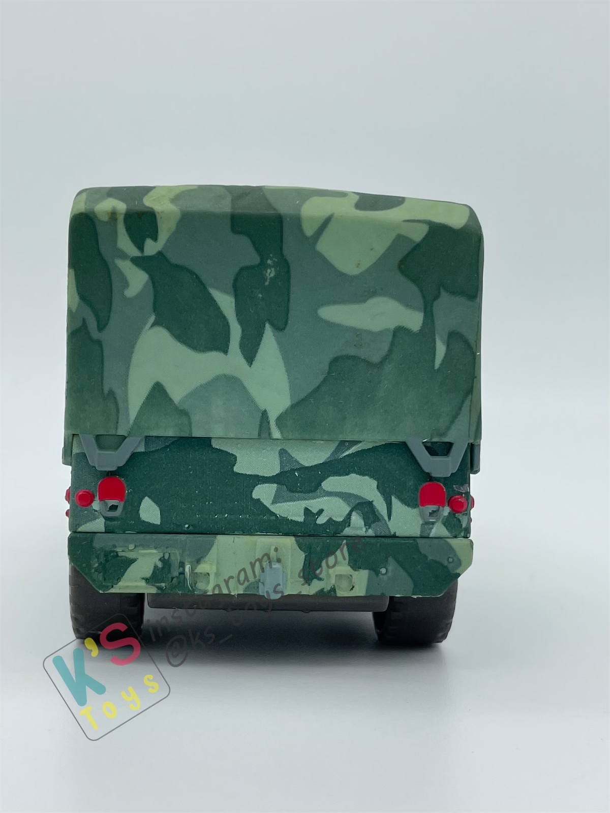 PRE-OWNED / LOOSE DISNEY PIXAR CARS "CORPORAL KIM" UNIDENTIFIED FLYING MATER SERIES - DISPLAYED CONDITION