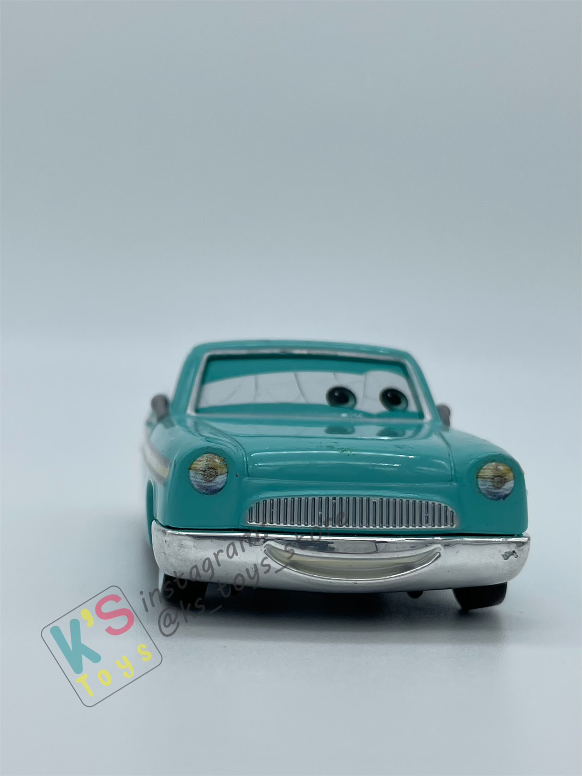 PRE-OWNED / LOOSE DISNEY PIXAR CARS - "DEREK DECALS DOBBS" - FINAL LAP SERIES - PLAYED IN GOOD CONDITION