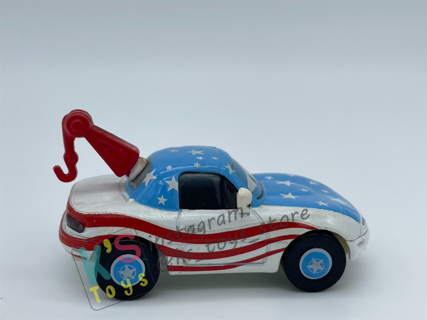 PRE-OWNED / LOOSE DISNEY PIXAR CARS - "MIA & TIA MATER FANS" - MATER THE GREATER SERIES - PLAYED IN GOOD CONDITION