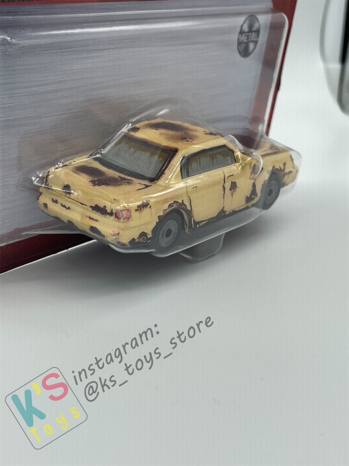 DISNEY PIXAR CARS BY MATTEL, DONNA PITS - 2022 RE-RELEASED - BNIP