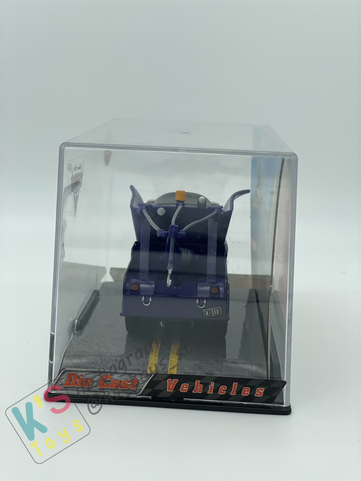 Disney Store Version of Disney Pixar Cars 1:43 - DRACULA MATER - BNIP