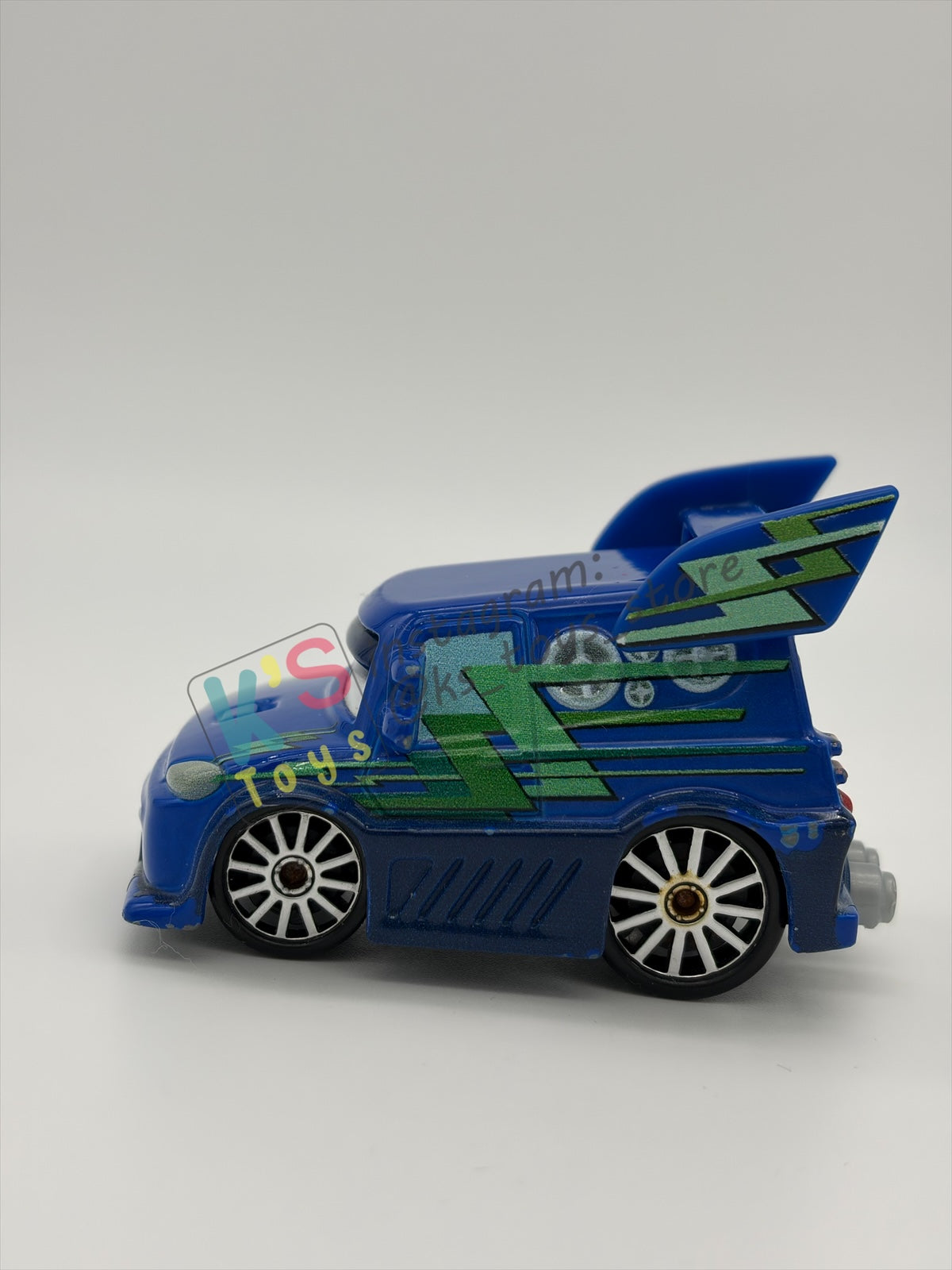 PRE-OWNED / LOOSE DISNEY PIXAR CARS BY MATTEL - "DJ (VARIANT)" CARS SERIES - PLAYED IN GOOD CONDITION - READ DESCRIPTION!!!!!!!!!!