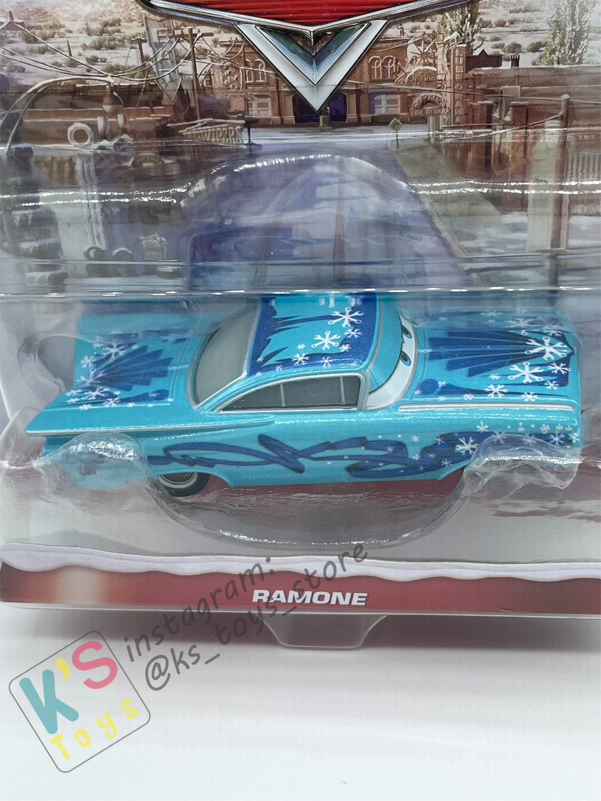 Winter Series RAMONE Christmas Ball Die Cast 1:55 Disney Pixar Cars by Mattel, BNIP