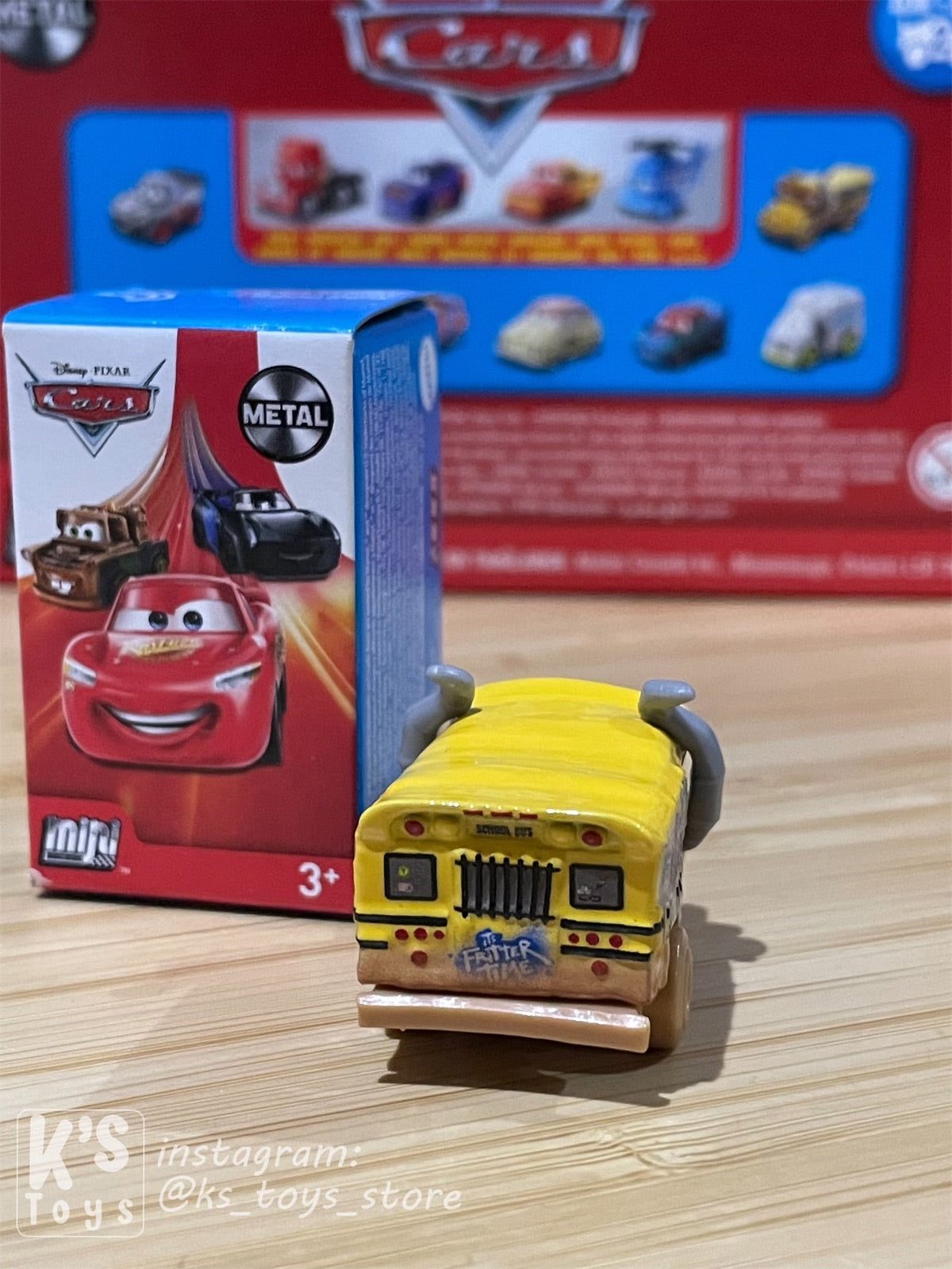 LOOSE Mini Racers Pixar Disney Cars, 2021 Series 2 MUDDY MISS FRITTER (DISPLAYED CONDITION)