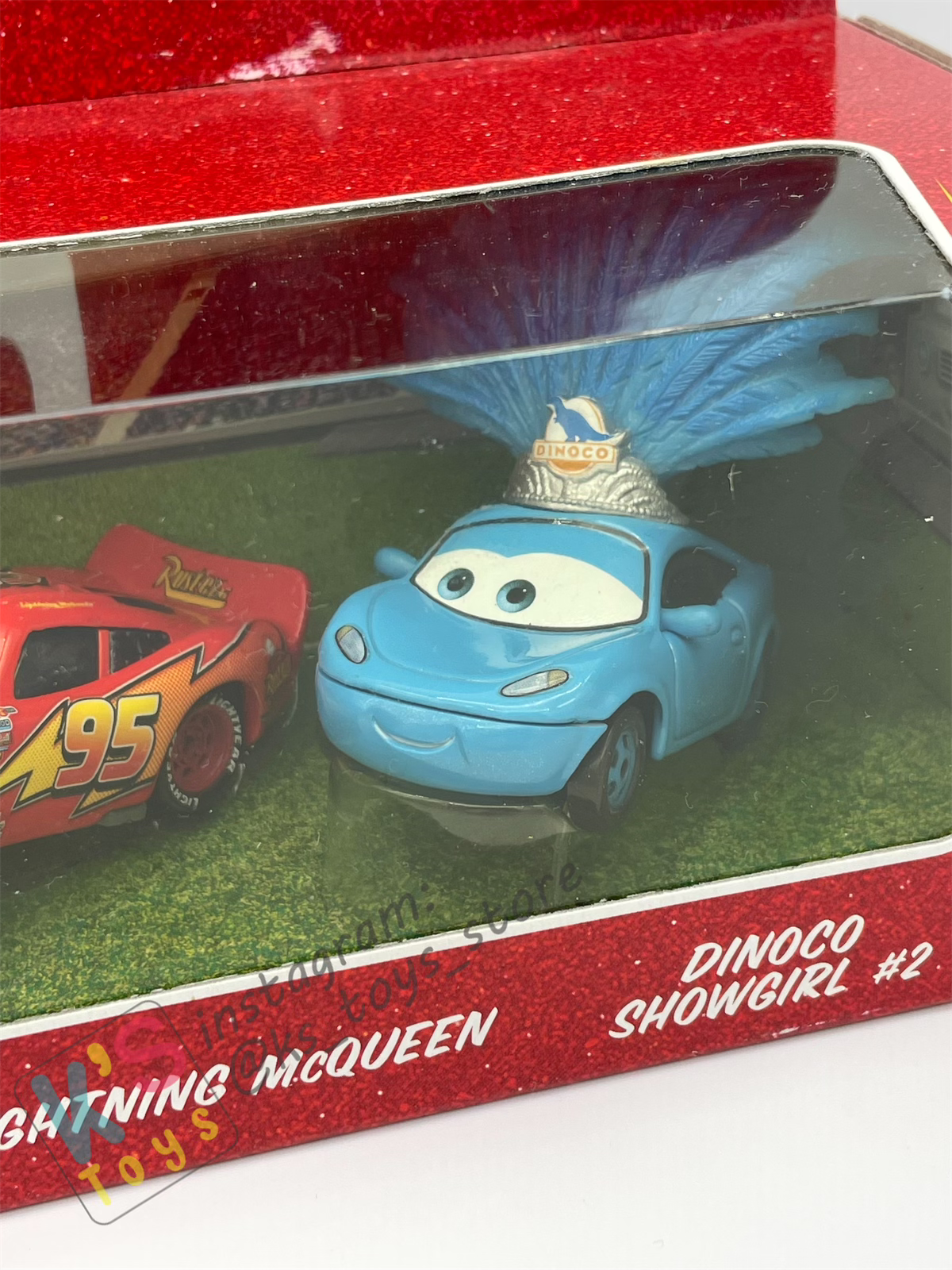 Gift Set Disney Pixar Cars 1:55 - 3-CAR GIFT PACK DINOCO SHOWGIRL #1 AGGRO LIGHTNING MCQUEEN AND DINOCO SHOWGIRL #2 - BNIP