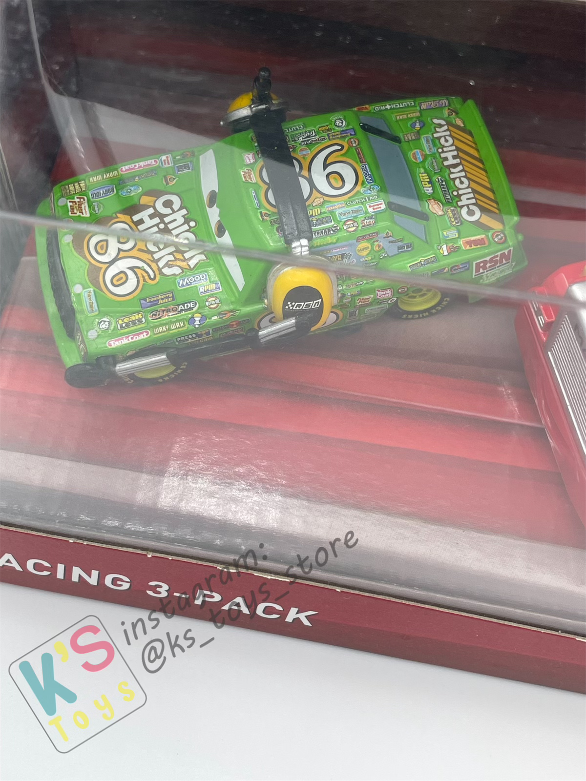 Gift Set Disney Pixar Cars 1:55 - RACING 3-PACK CARS 3 MACK, MCQUEEN AND CHICK HICKS WITH HEADSET - BNIP