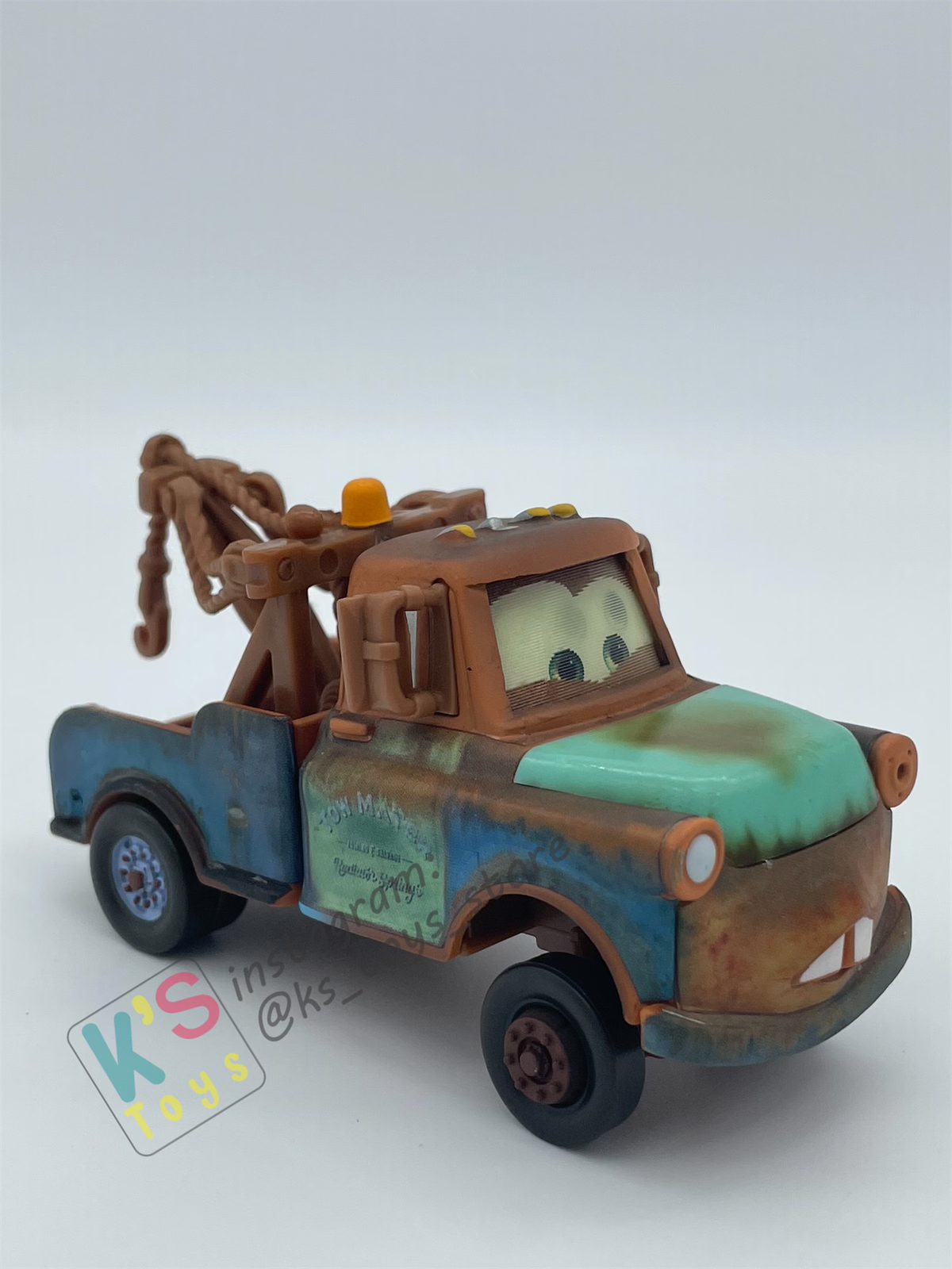 PRE-OWNED / LOOSE DISNEY PIXAR CARS - "MATER WITH HOOD" LENTICULAR EYES, CHASE SERIES - DISPLAYED CONDITION