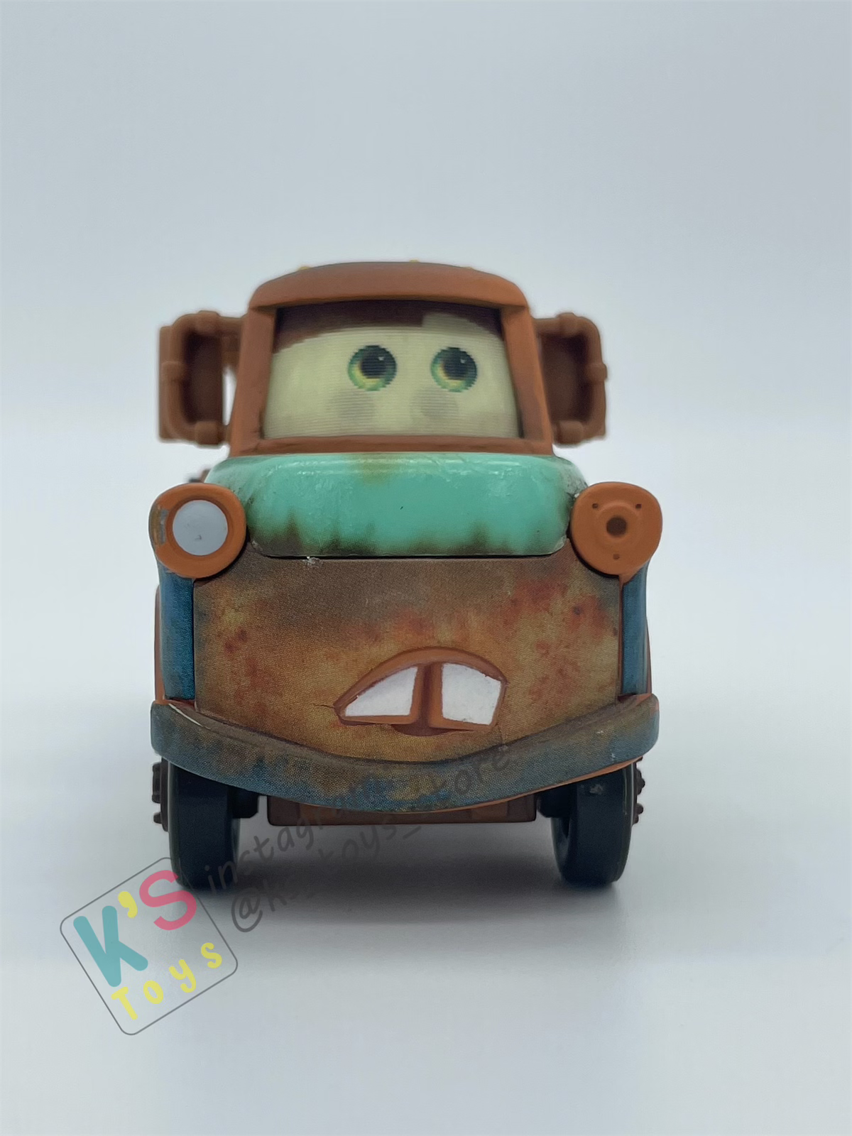 PRE-OWNED / LOOSE DISNEY PIXAR CARS - "MATER WITH HOOD" LENTICULAR EYES, CHASE SERIES - DISPLAYED CONDITION