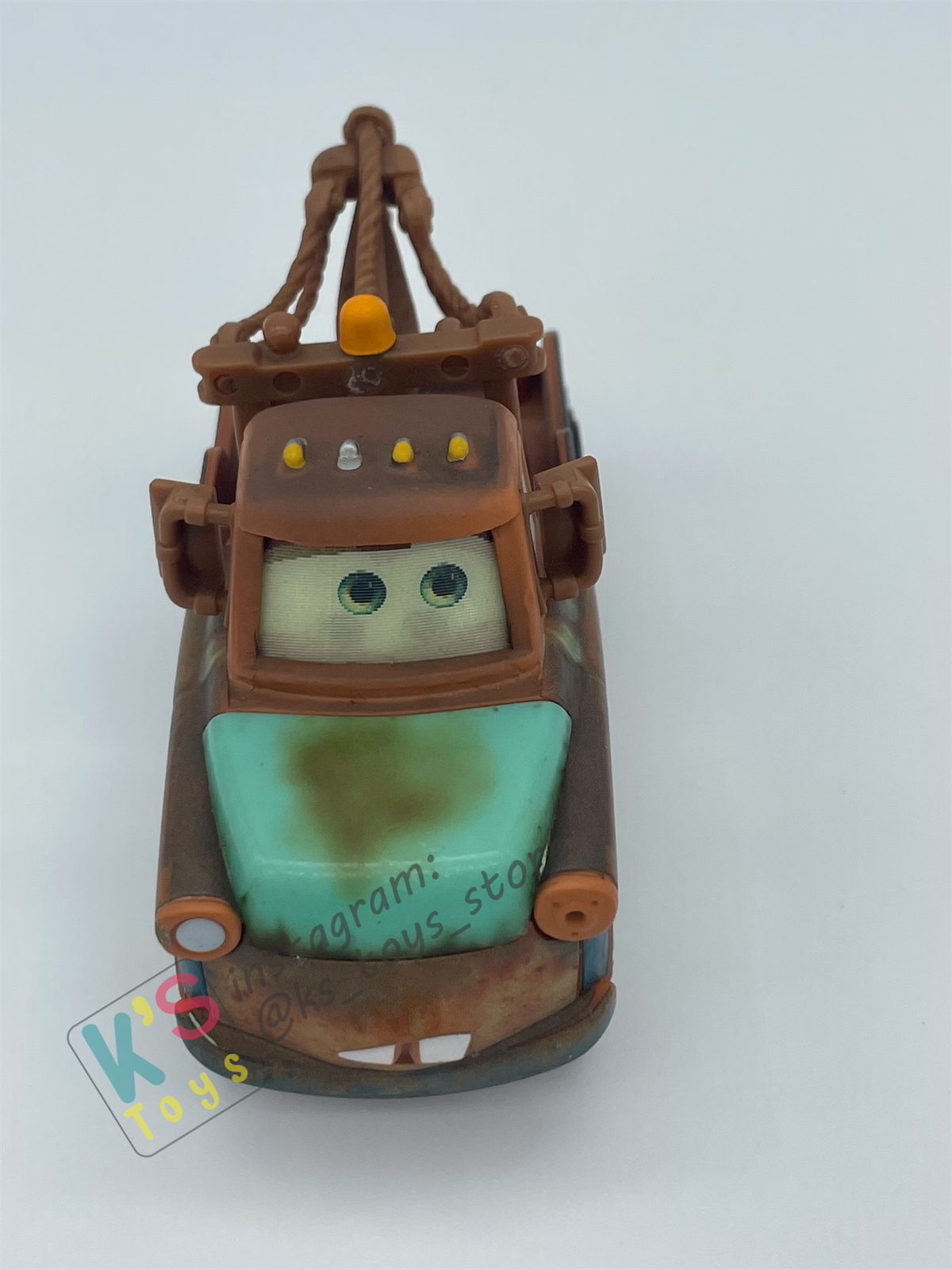 PRE-OWNED / LOOSE DISNEY PIXAR CARS - "MATER WITH HOOD" LENTICULAR EYES, CHASE SERIES - DISPLAYED CONDITION