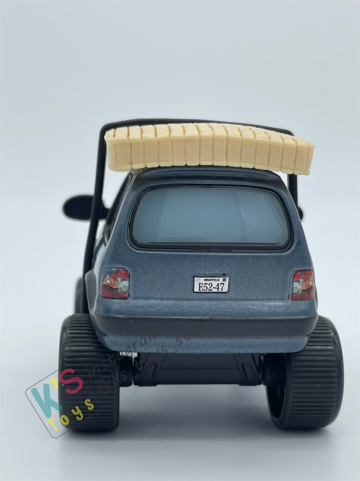 PRE-OWNED / LOOSE DISNEY PIXAR CARS - "LEROY TRAFFIK WITH SNOW TIRES" CARS 1 SERIES - DISPLAYED CONDITION