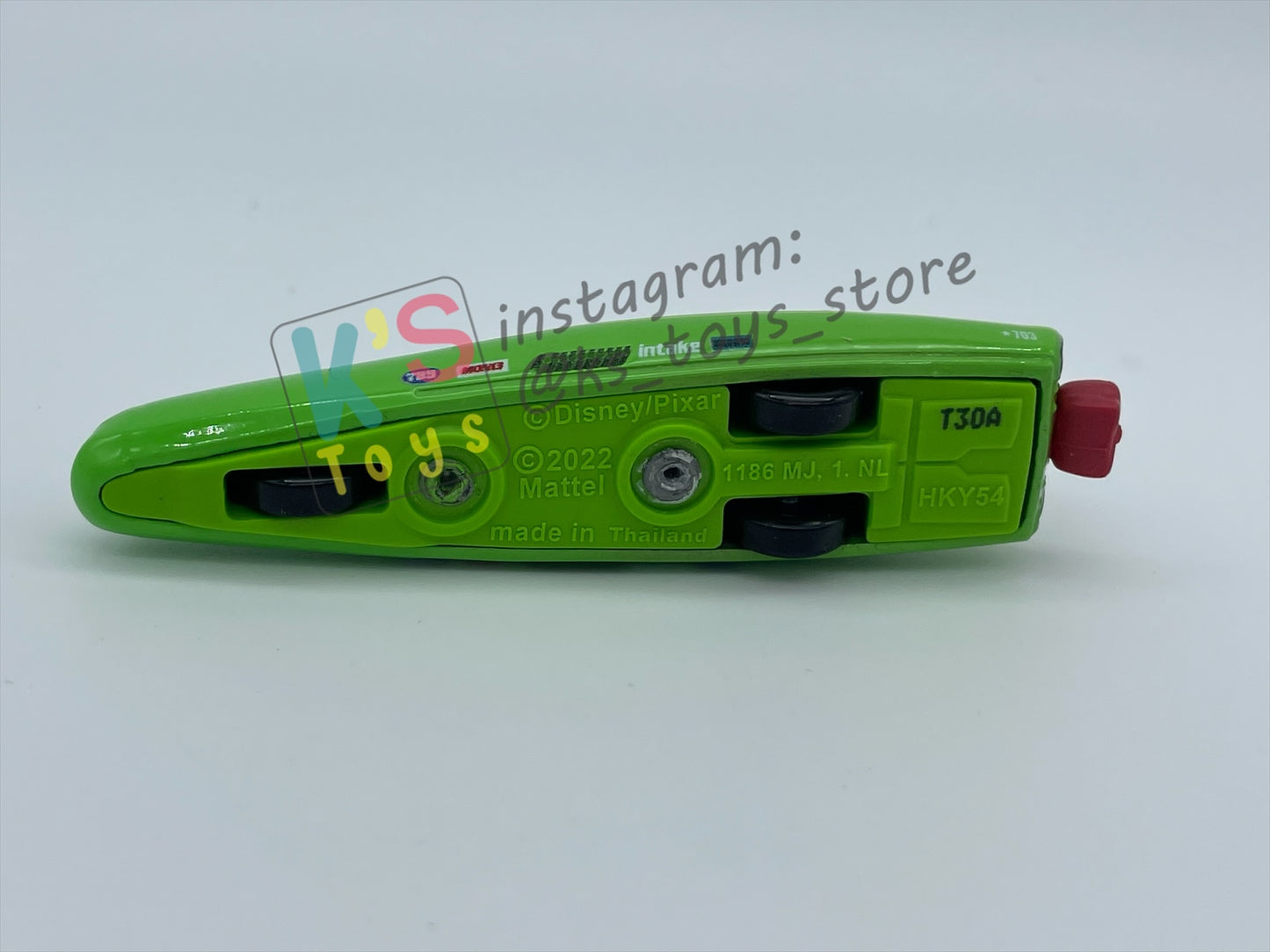 PRE-OWNED / LOOSE DISNEY PIXAR CARS 1:55 BY MATTEL - "NILE CONE" CARS ON THE ROAD SALT FEVER - NEAR MINT CONDITION