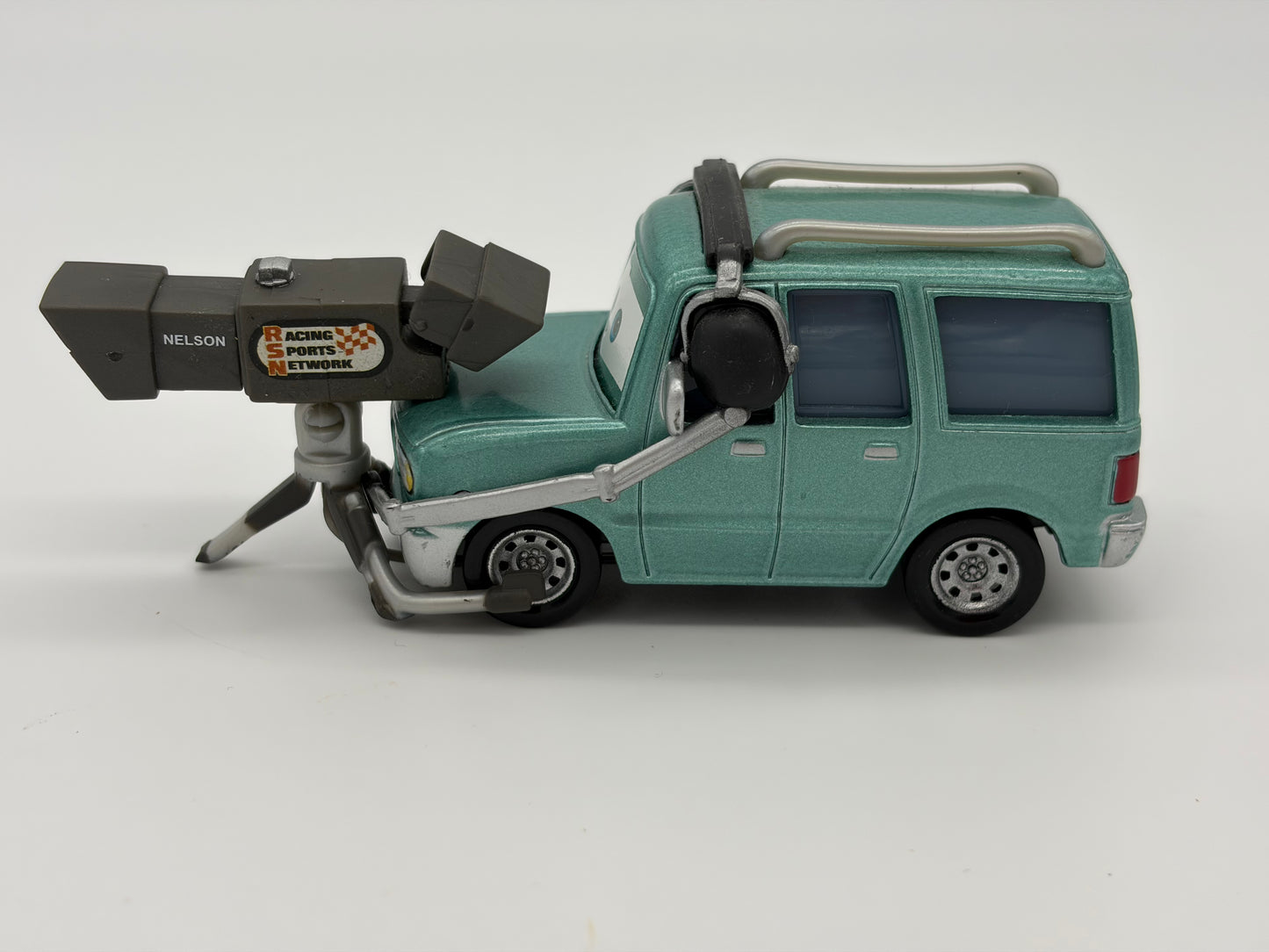 PRE-OWNED / LOOSE DISNEY PIXAR CARS - "NELSON BLINDSPOT" - NEAR MINT CONDITION