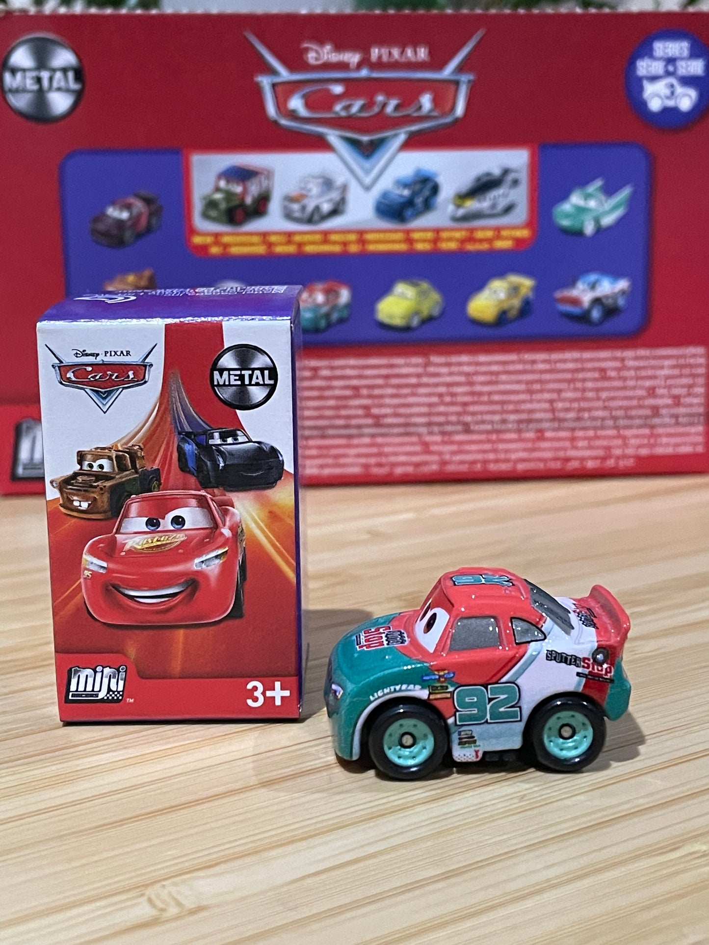 Mini Racers Pixar Disney Cars, 2021 Series 3 #33 MURRY CLUTCHBURN