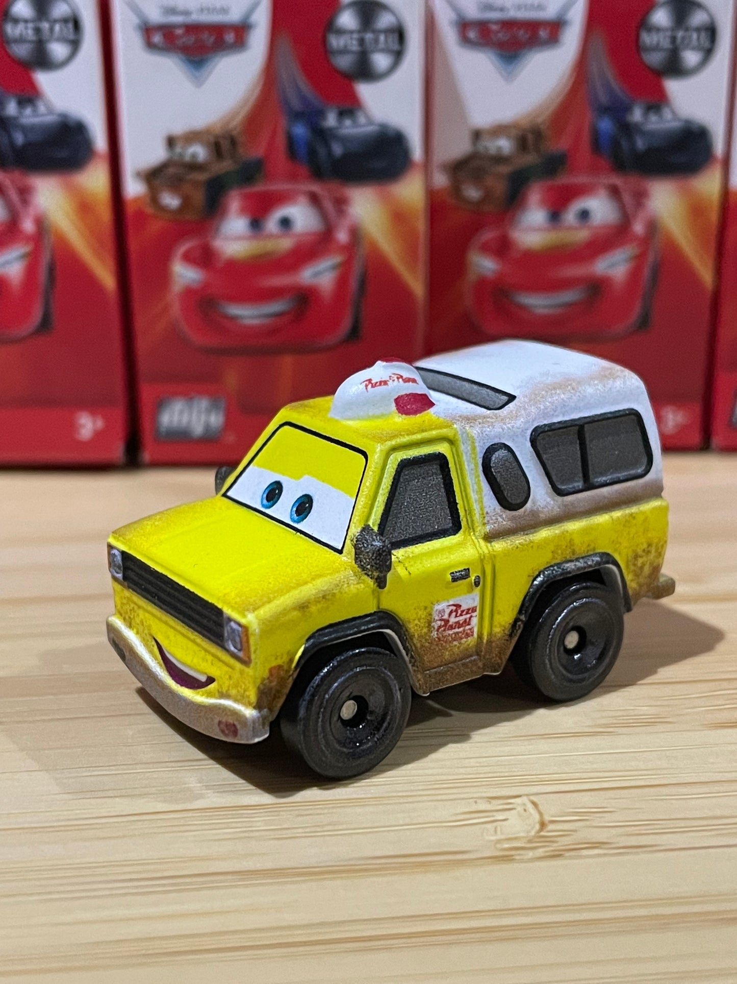 Mini Racers Pixar Disney Cars, 2021 Series 1, #09 TODD PIZZA PLANET