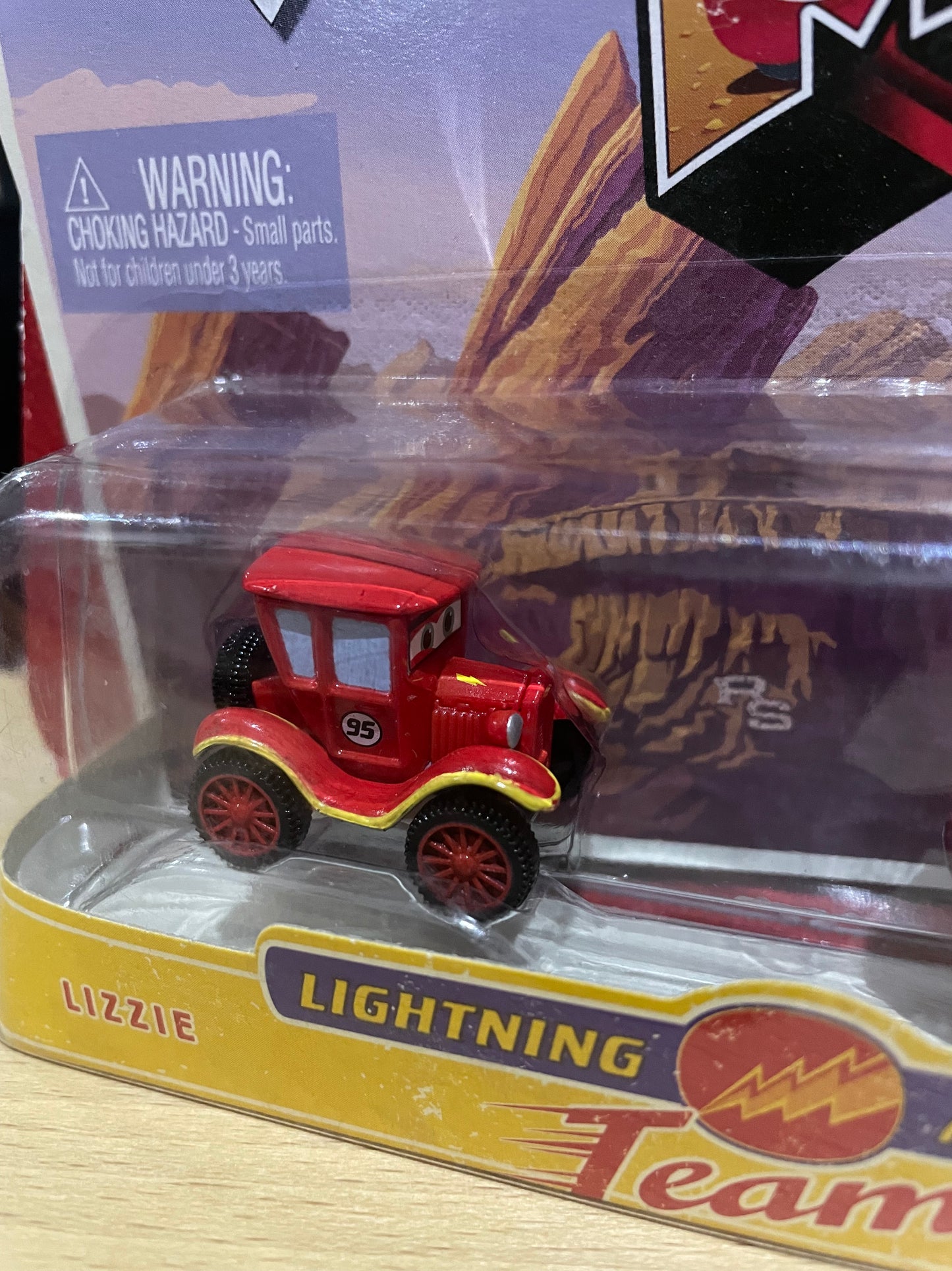 Mini Adventures Special Holiday 2 pack, Disney Pixar Cars - Lizzie and Sally - Lightning McQueen Team - BNIP