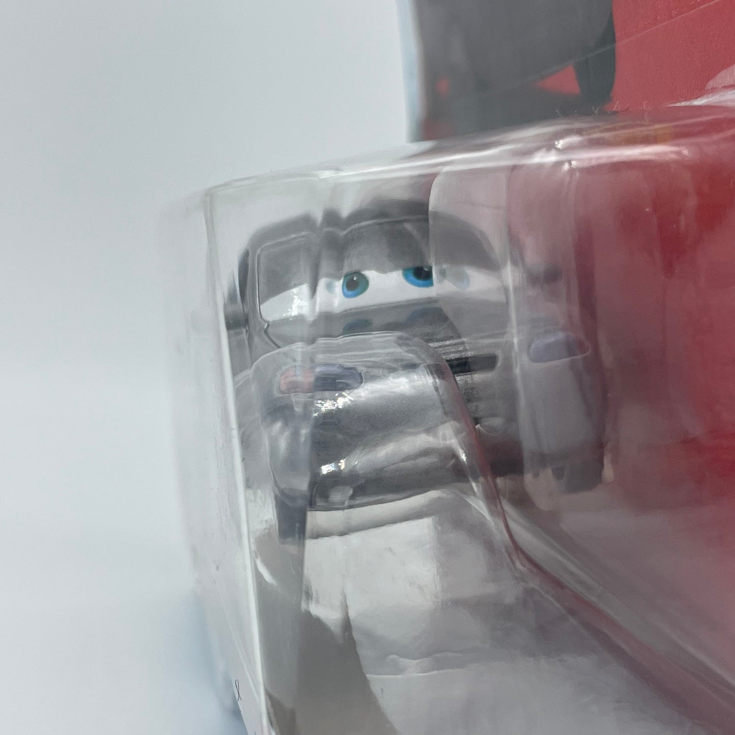 DISNEY PIXAR CARS BY MATTEL - SEDANYA OSKANIAN - DINOCO DAYDREAM - BNIP