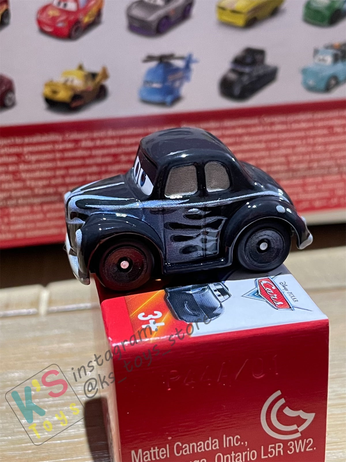 Mini Racers Pixar Disney Cars, 2022 Series 1 #01 HOTROD JUNIOR MOON