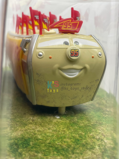 DISNEY PIXAR CARS BY MATTEL, EXCLUSIVE D23 2015 SDCC 95 LIGHNING MCQUEENS'S BIGGEST FAN - BIG AL, ALBERT HINKEY - BNIB