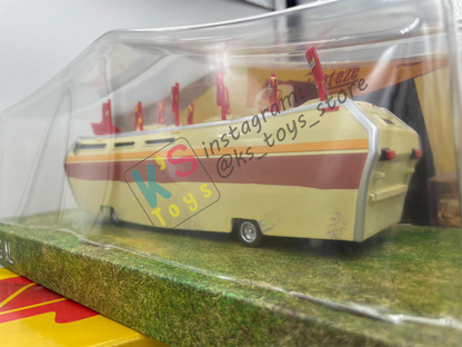 DISNEY PIXAR CARS BY MATTEL, EXCLUSIVE D23 2015 SDCC 95 LIGHNING MCQUEENS'S BIGGEST FAN - BIG AL, ALBERT HINKEY - BNIB