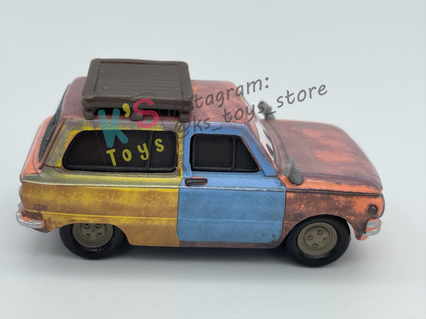 PRE-OWNED / LOOSE DISNEY PIXAR CARS BY MATTEL, "JASON HUBKAP" - CARS 2 SERIES - NEAR MINT CONDITION - READ DESCRIPTION!!!!!!!!!!!