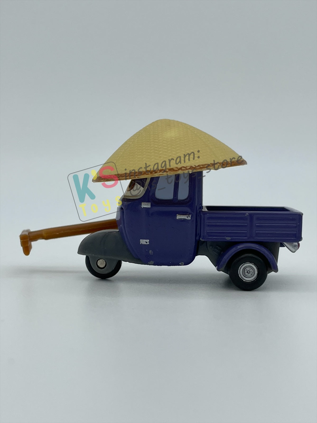 PRE-OWNED / LOOSE DISNEY PIXAR CARS BY MATTEL, "ZEN MASTER PITTY" - CARS 2 SERIES - NEAR MINT CONDITION - READ DESCRIPTION!!!!!!!!!!!