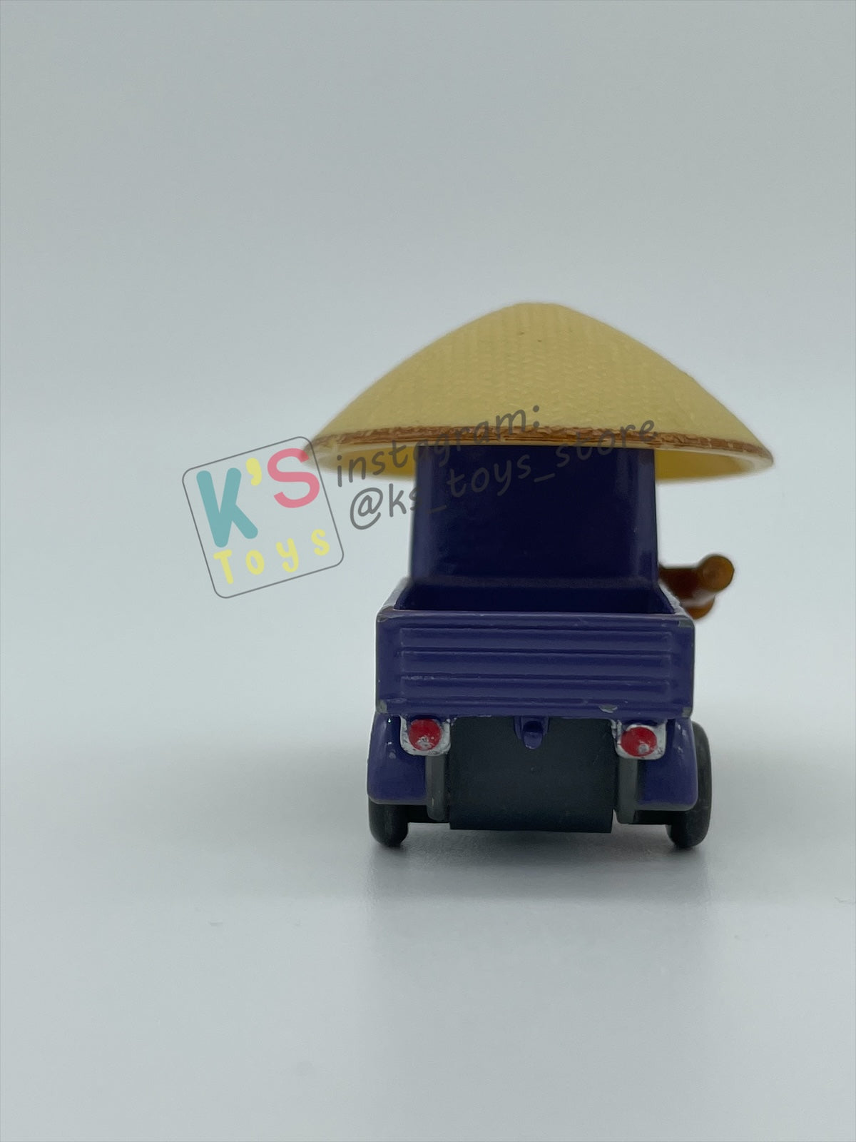 PRE-OWNED / LOOSE DISNEY PIXAR CARS BY MATTEL, "ZEN MASTER PITTY" - CARS 2 SERIES - NEAR MINT CONDITION - READ DESCRIPTION!!!!!!!!!!!