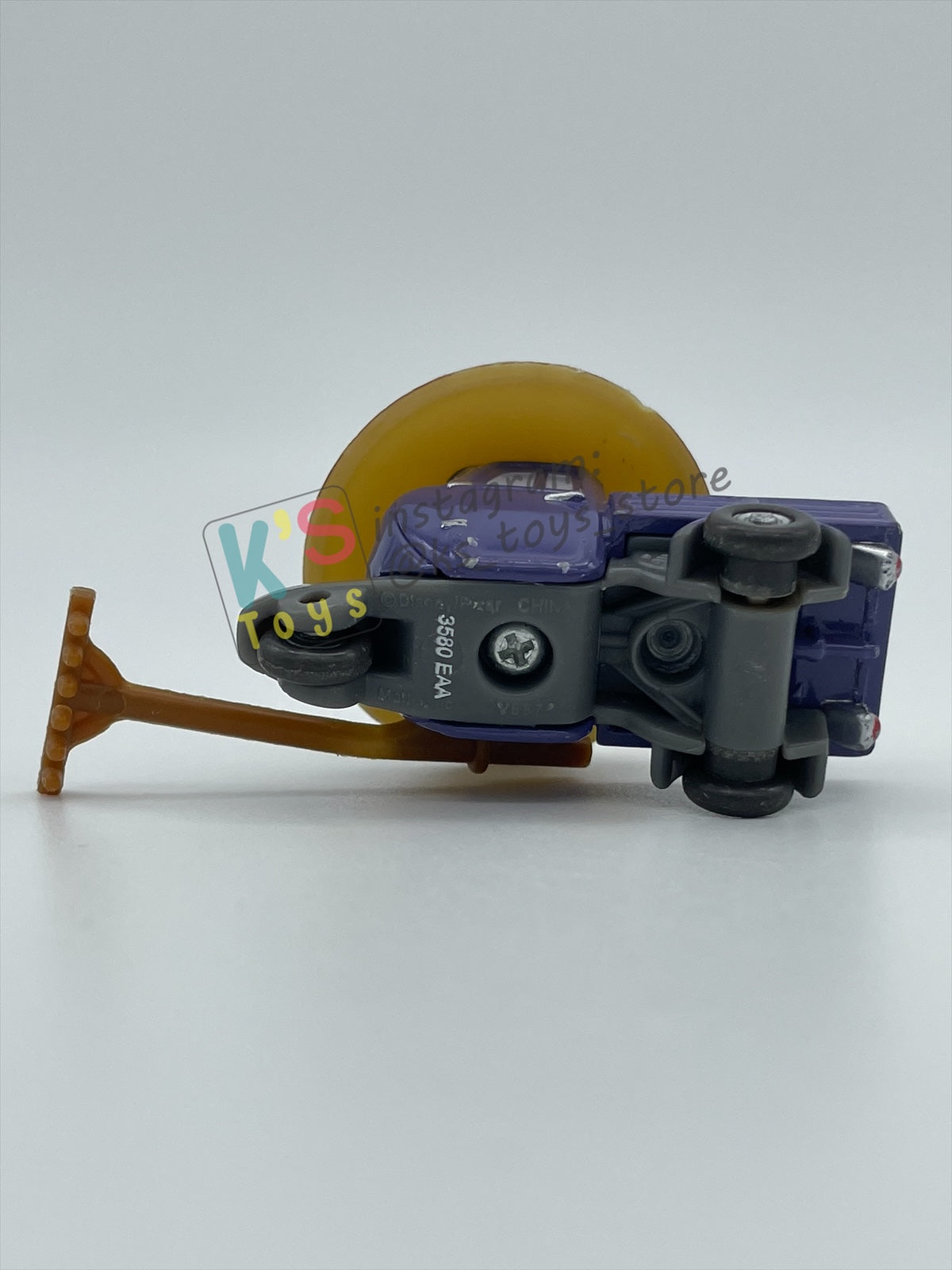 PRE-OWNED / LOOSE DISNEY PIXAR CARS BY MATTEL, "ZEN MASTER PITTY" - CARS 2 SERIES - NEAR MINT CONDITION - READ DESCRIPTION!!!!!!!!!!!