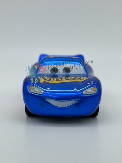 PRE-OWNED / LOOSE DISNEY PIXAR CARS 1:55 BY MATTEL - "METALLIC FABULOUS LIGHTNING MCQUEEN" THOMASVILLE RACING LEGENDS SERIES - MINT CONDITION