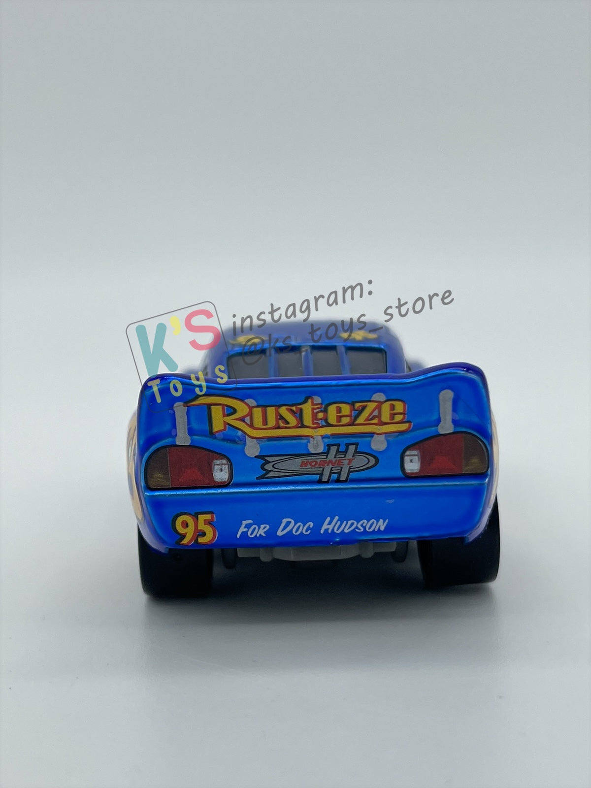 PRE-OWNED / LOOSE DISNEY PIXAR CARS 1:55 BY MATTEL - "METALLIC FABULOUS LIGHTNING MCQUEEN" THOMASVILLE RACING LEGENDS SERIES - MINT CONDITION