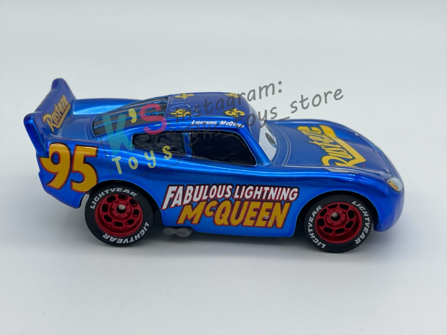 PRE-OWNED / LOOSE DISNEY PIXAR CARS 1:55 BY MATTEL - "METALLIC FABULOUS LIGHTNING MCQUEEN" THOMASVILLE RACING LEGENDS SERIES - MINT CONDITION