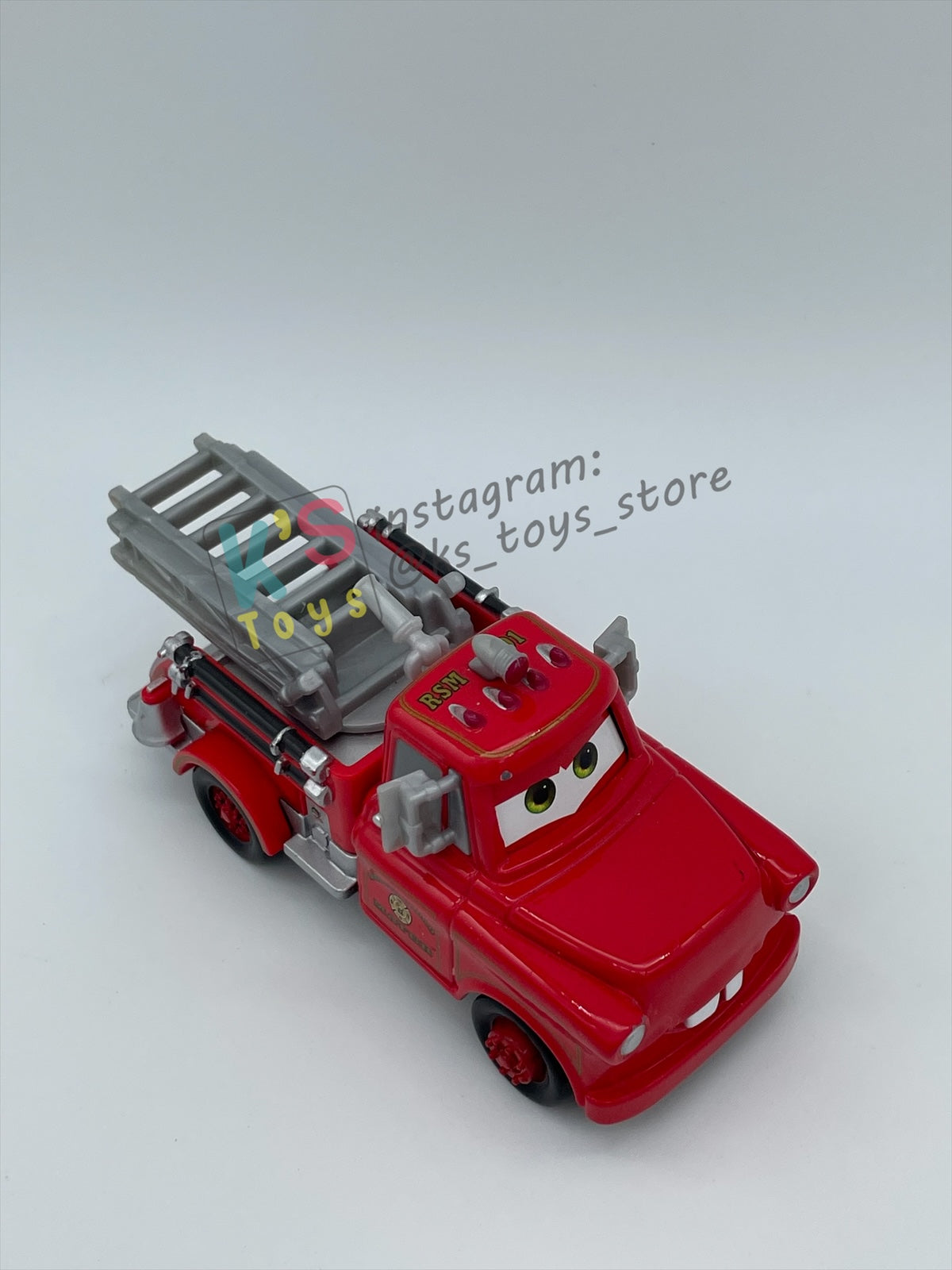PRE-OWNED / LOOSE DISNEY PIXAR CARS 1:55 BY MATTEL - "RESCUE SQUAD MATER (UNIBODY VARIANT)" RESCUE SQUAD MATER 3-PACK - MINT CONDITION
