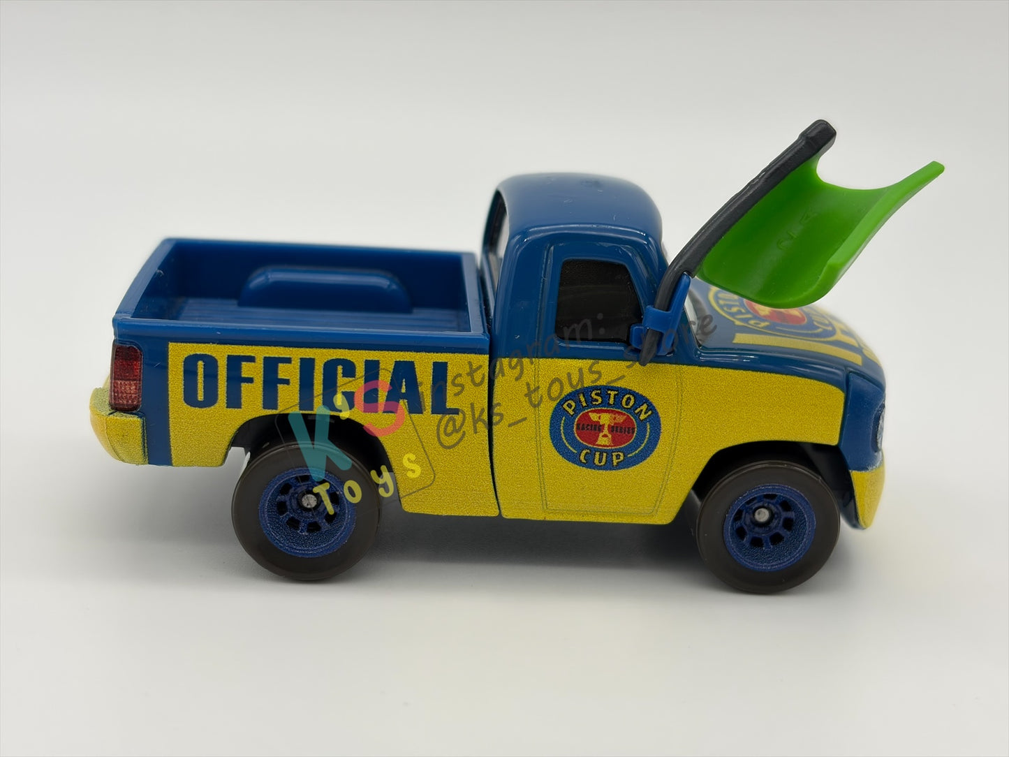 PRE-OWNED / LOOSE DISNEY PIXAR CARS - "DEXTER HOOVER WITH GREEN FLAG" CARS SERIES - NEAR MINT CONDITION - READ DESCRIPTION!!!!!!