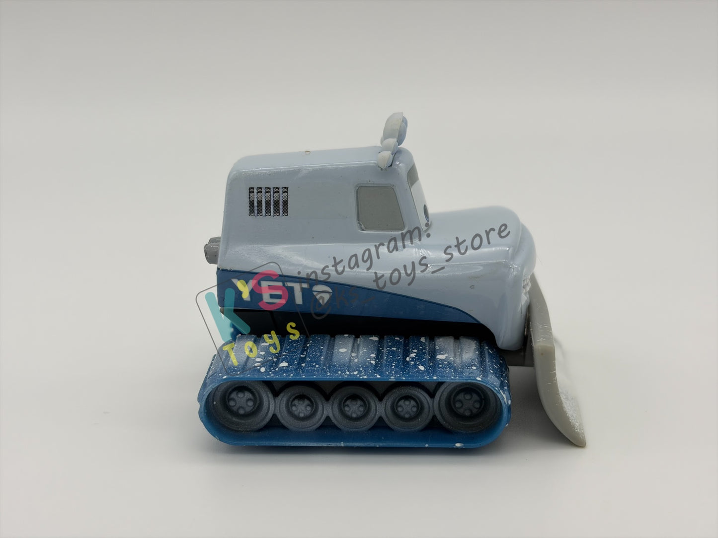 PRE-OWNED / LOOSE DISNEY PIXAR CARS BY MATTEL - "YETI ABOMINABLE SNOWPOLE" - GOOD CONDITION - READ DESCRIPTION!!!!!!!!!!!