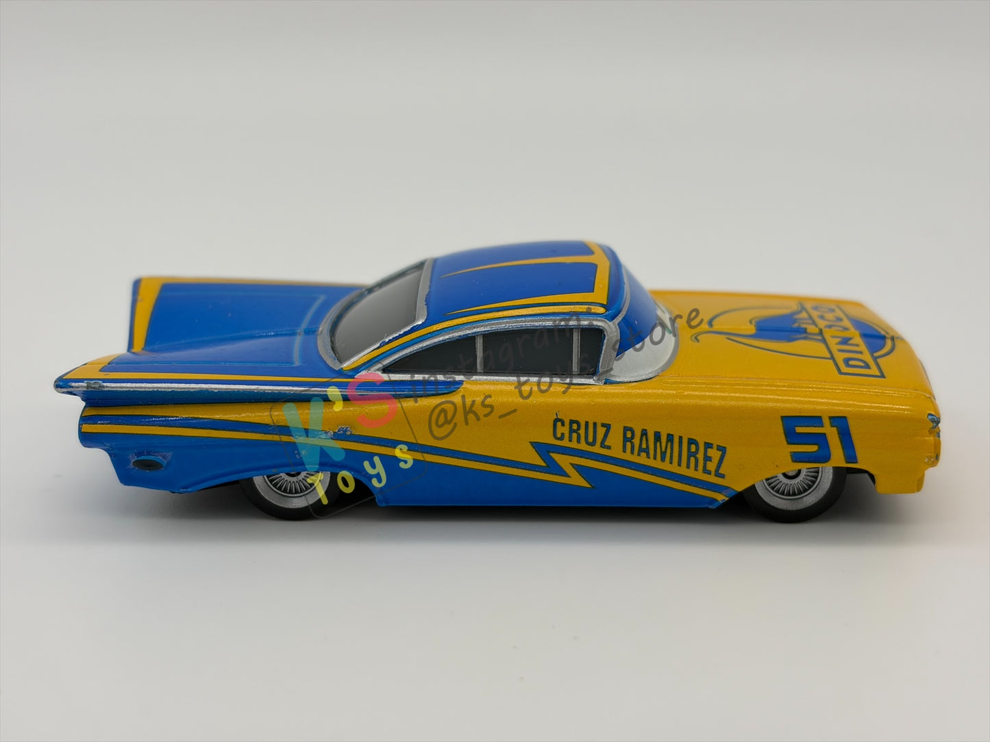 PRE-OWNED / LOOSE DISNEY PIXAR CARS - "TEAM 51 RAMONE" CARS 3 FAN FAVOURITE SERIES - NEAR MINT CONDITION - READ DESCRIPTION!!!!!!